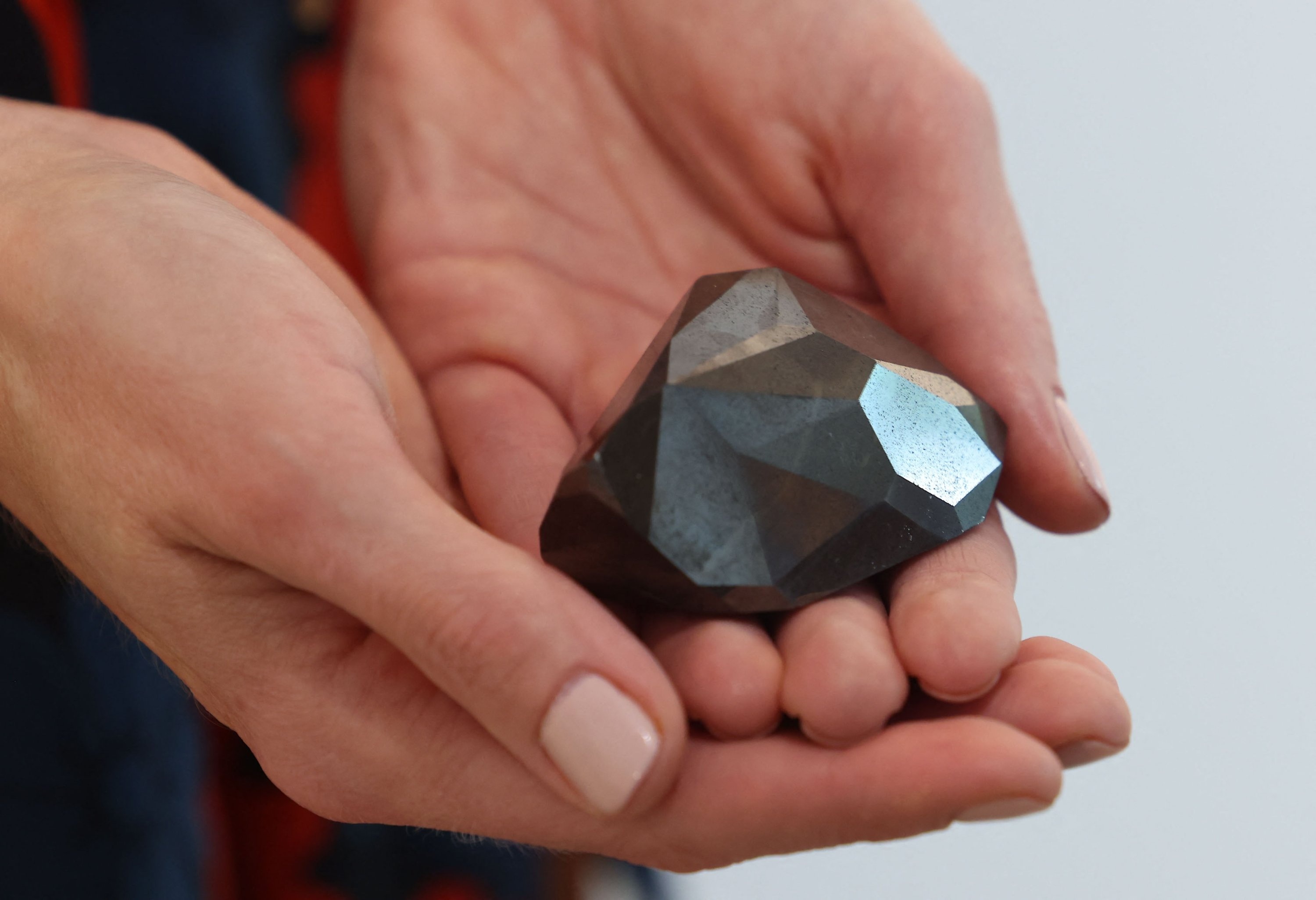 Black Diamond, Worlds largest cut, Dubai display, 3000x2060 HD Desktop
