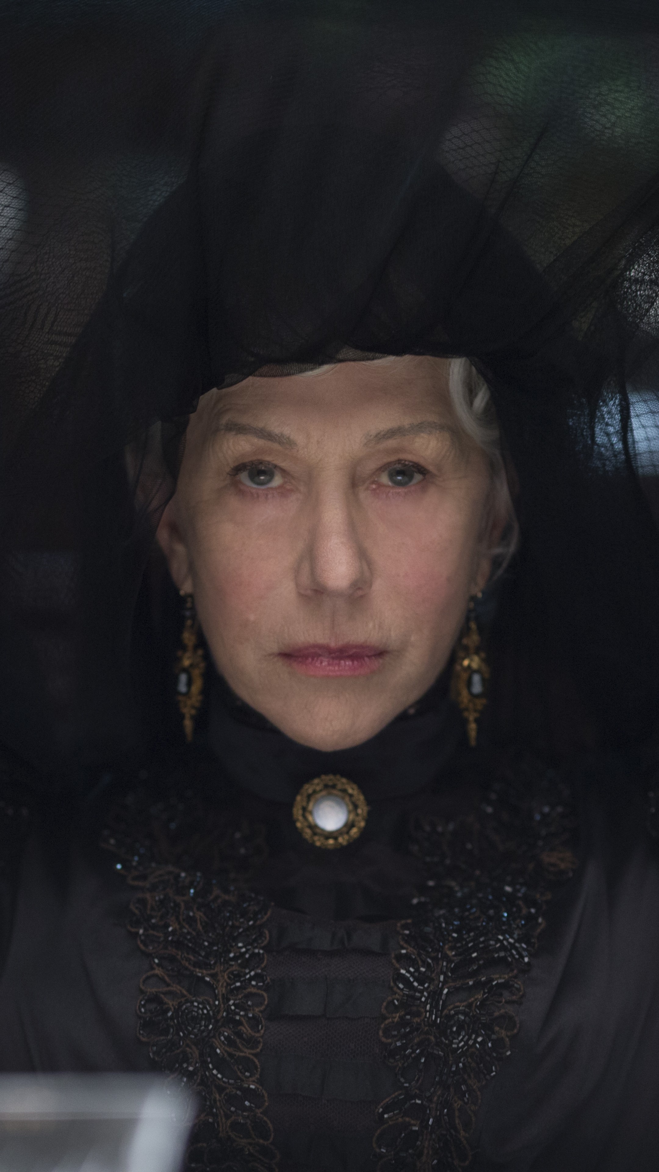 Winchester, Helen Mirren, Movies, 2160x3840 4K Phone