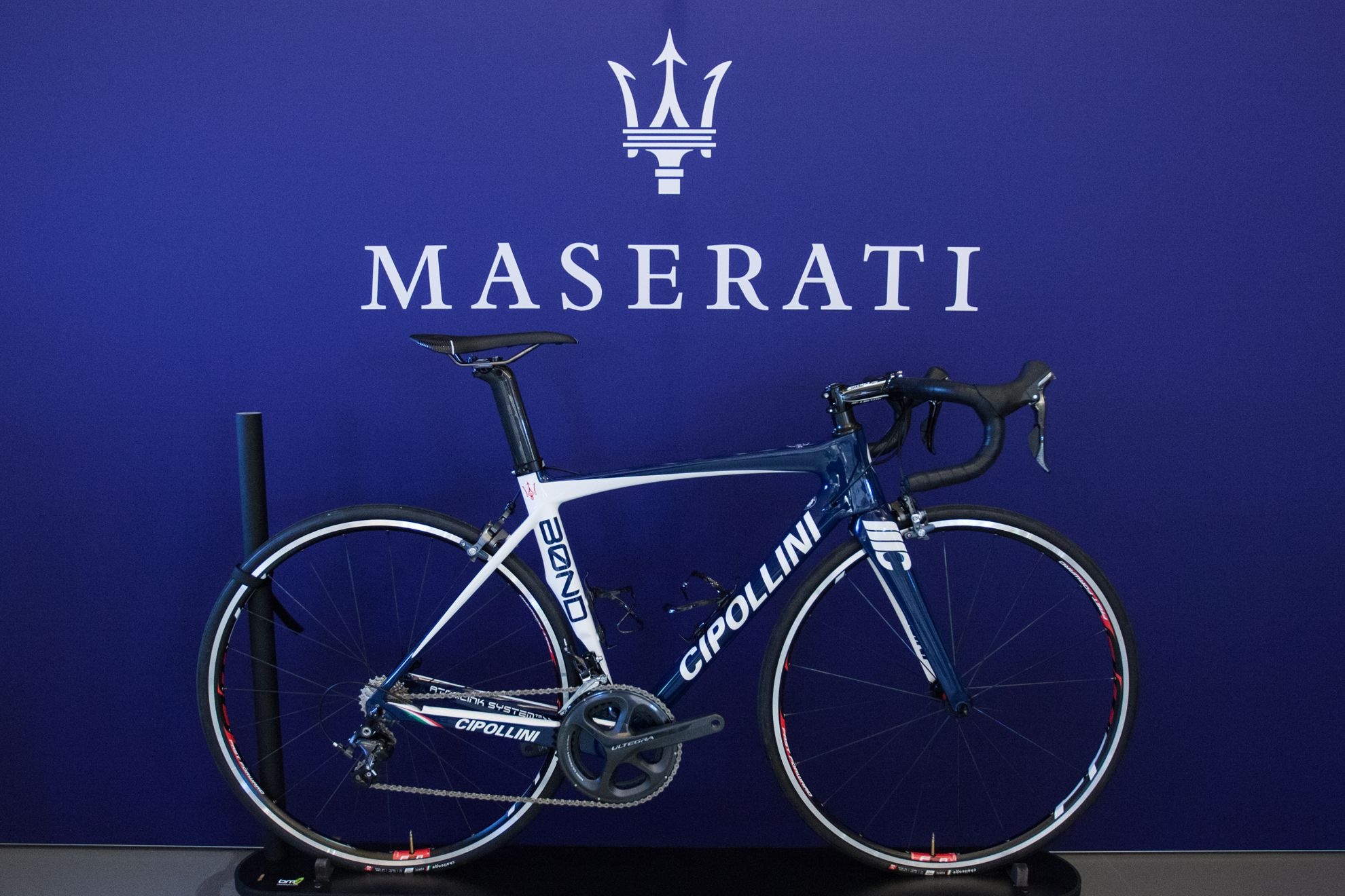 Maserati collaboration, Cipollini Bikes Wallpaper, 1980x1320 HD Desktop