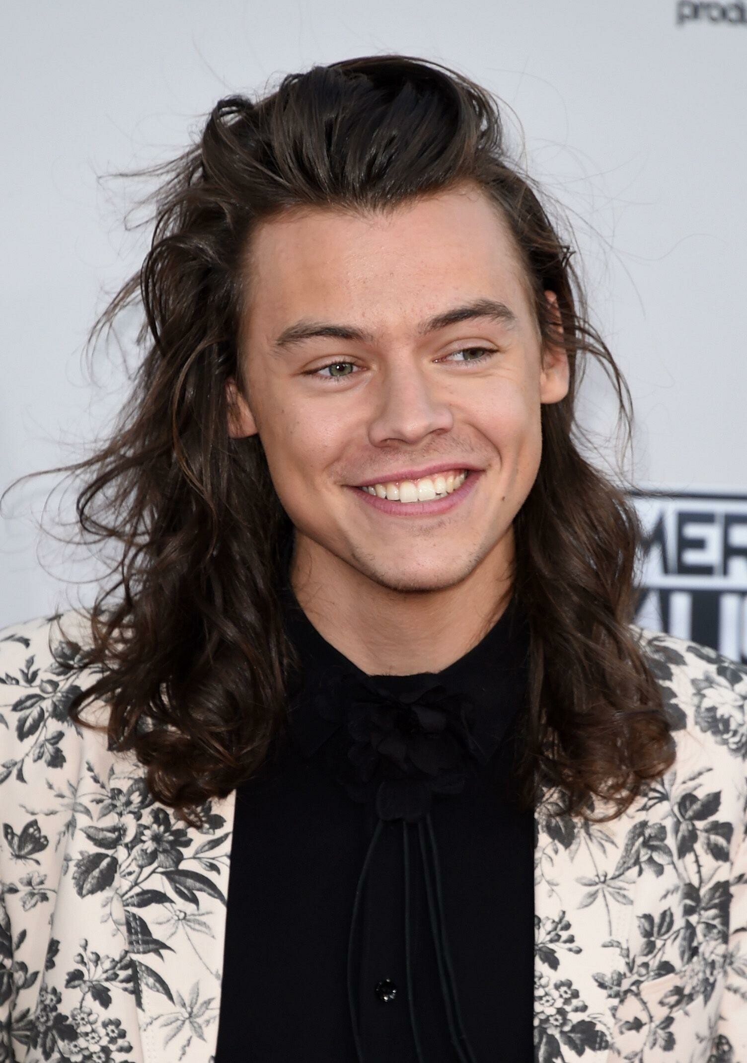 Harry Styles, Celebrities, Long hair, Fashionable, 1510x2140 HD Phone