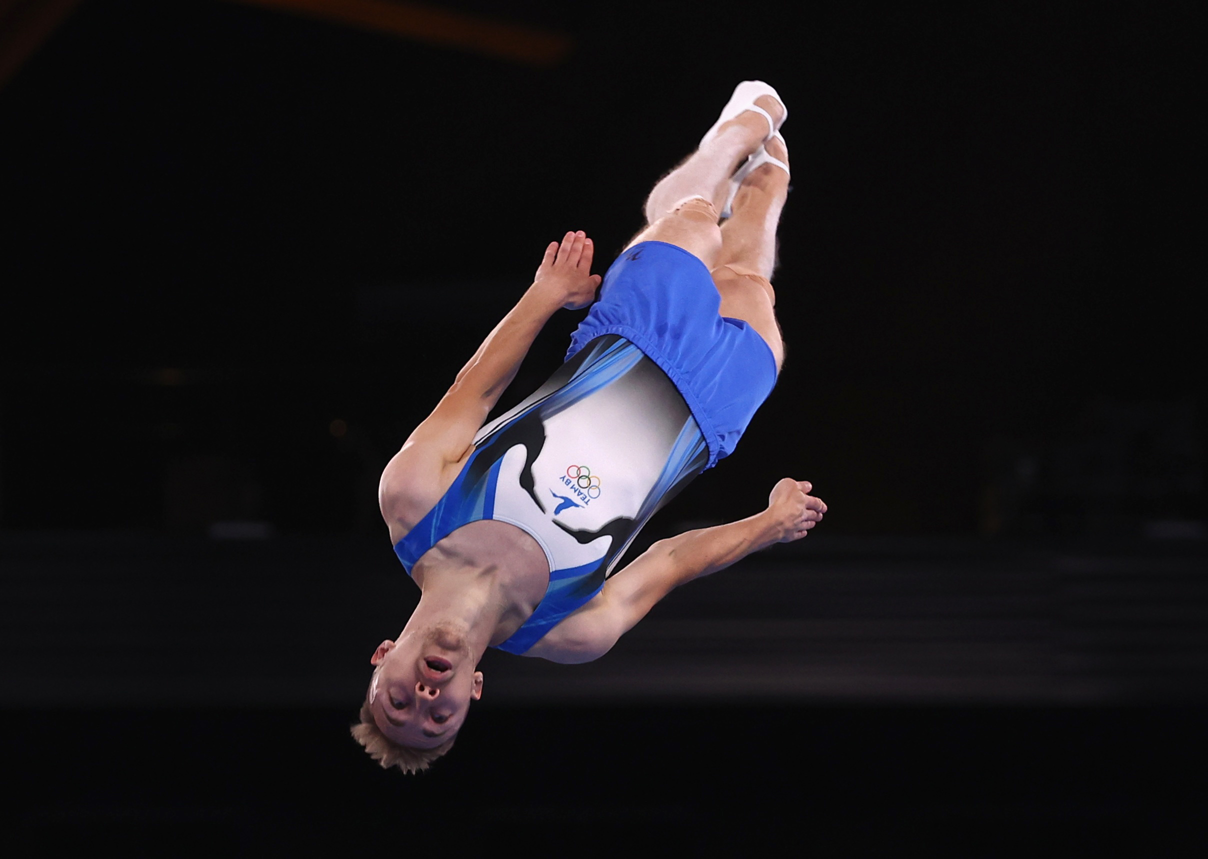 Trampoline gymnastics, Trampoline finals, Belarusians litvinovich, Hancharou lead, 2420x1720 HD Desktop