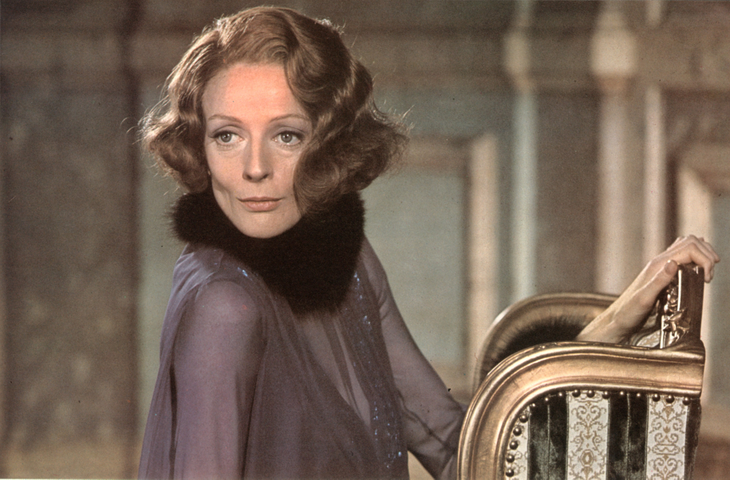 Maggie Smith, Fanpop, Legendary actress, Iconic performances, 2560x1690 HD Desktop