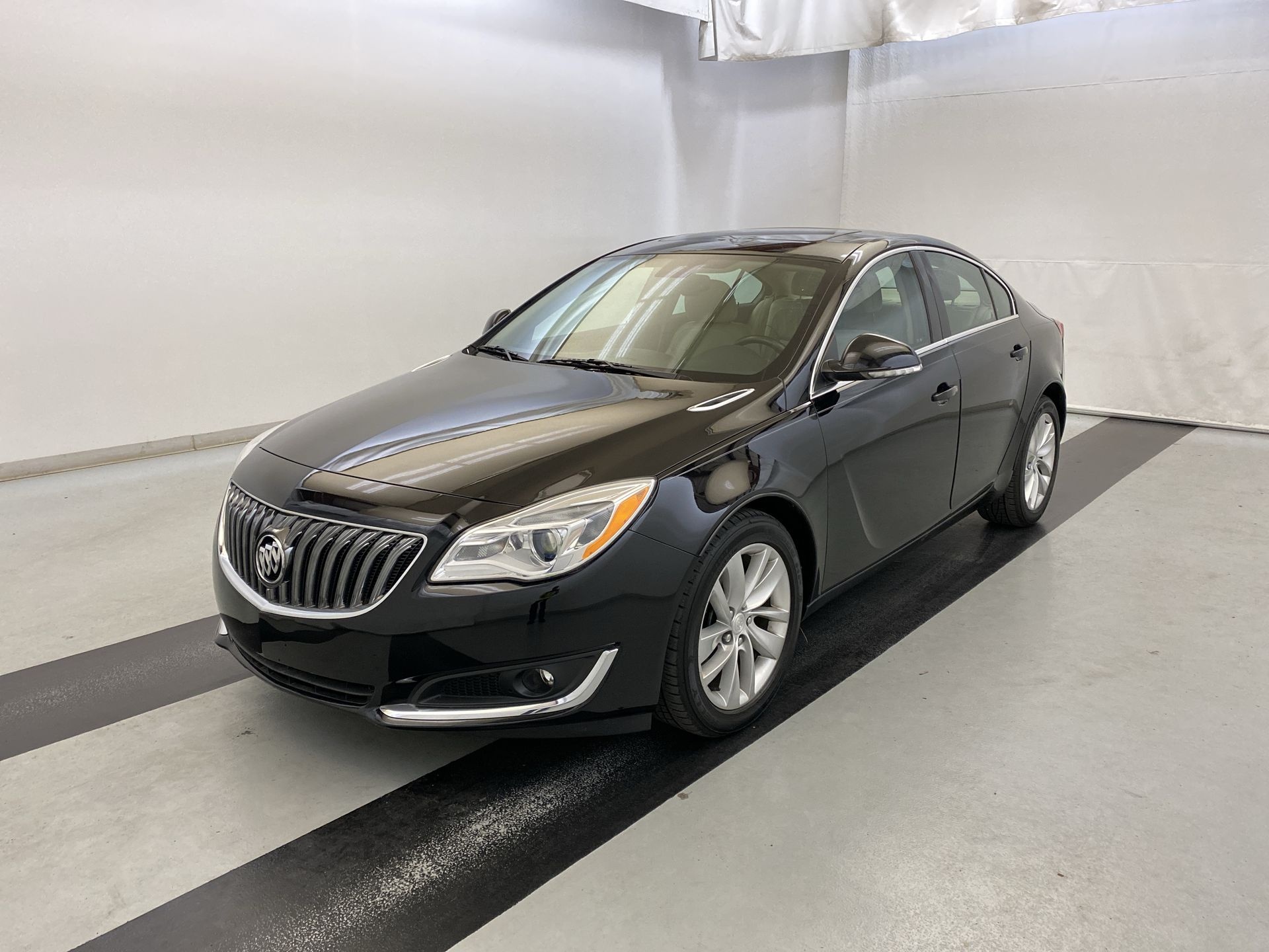 Buick Regal, Elegant and refined, Smooth handling, Advanced technology, 1920x1440 HD Desktop