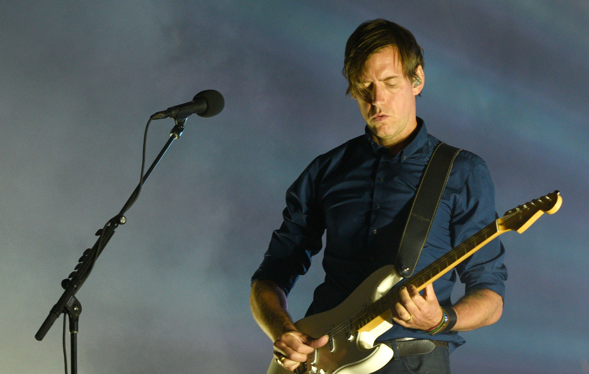 Ed O'Brien, Solo project, Musician, Radiohead, 2000x1270 HD Desktop
