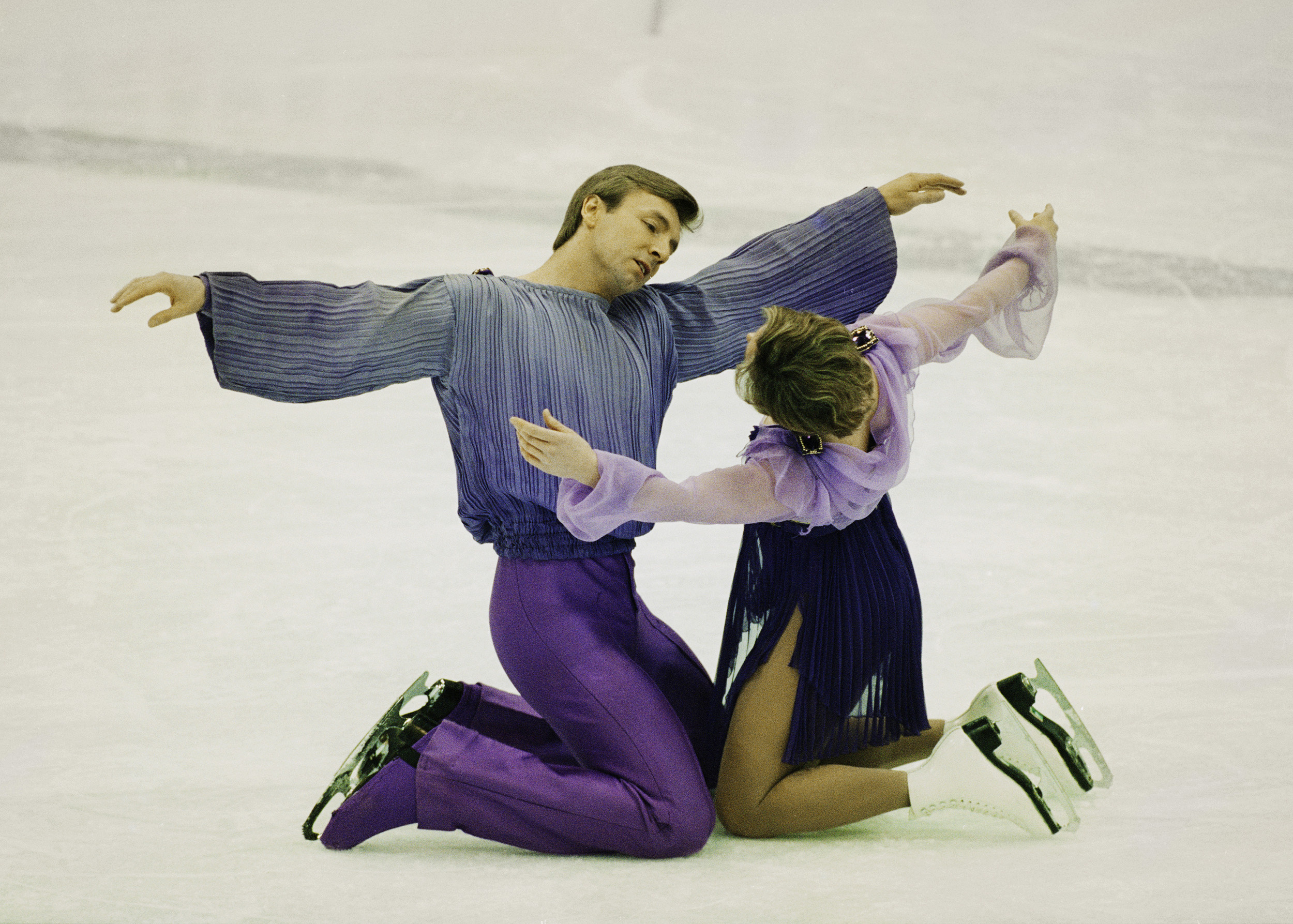 Christopher Dean and Jayne Torvill, Ice Dancing Wallpaper, 2500x1790 HD Desktop
