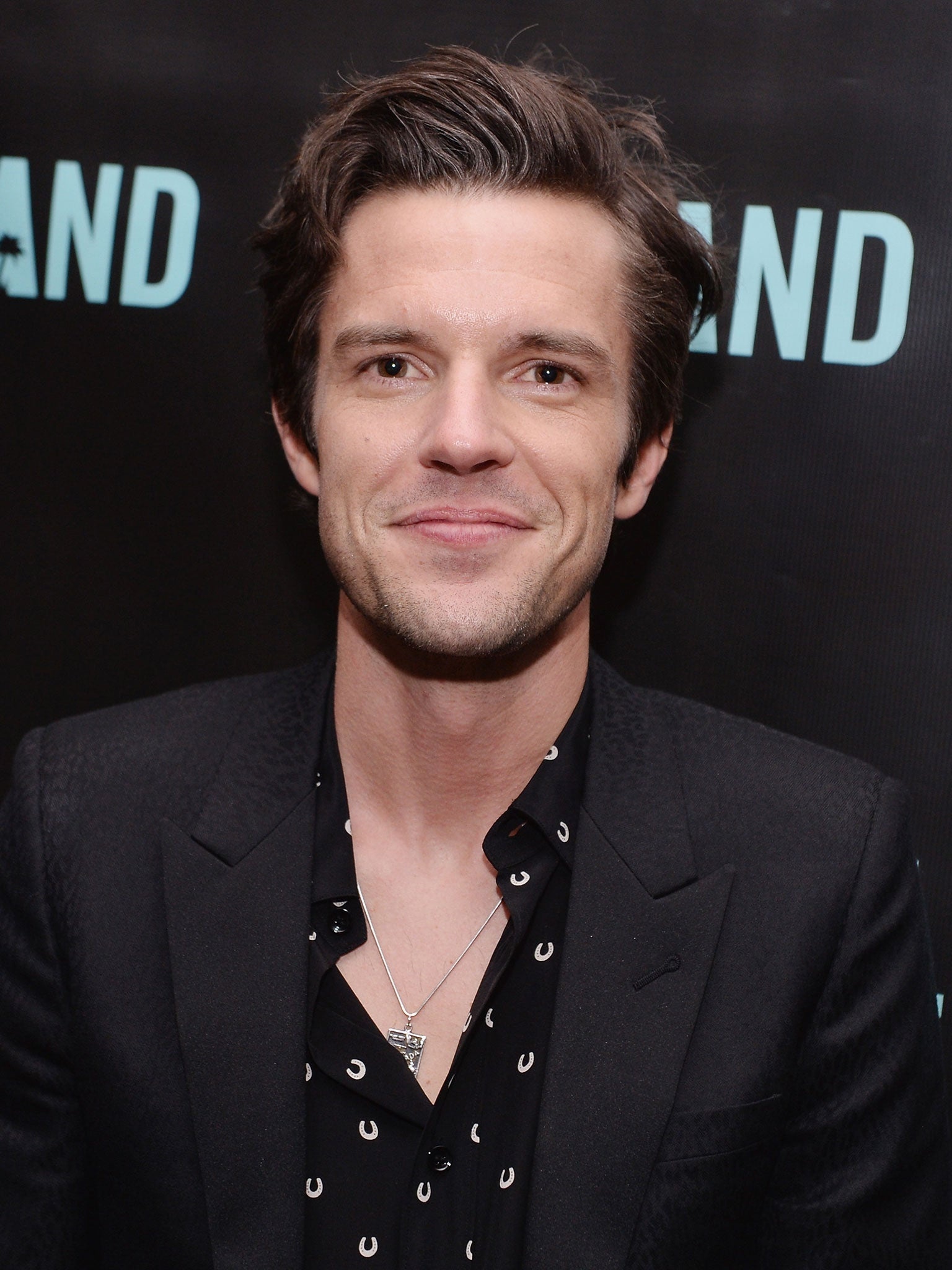 Brandon Flowers ritual, Hair shavings, 1540x2050 HD Phone