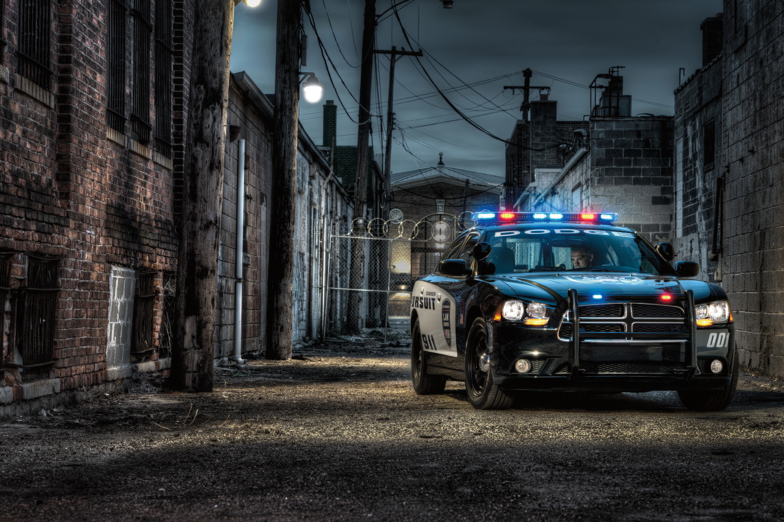 Dodge Charger Pursuit, Flashing police lightbar, Gritty brick alleyway, HD Desktop wallpaper