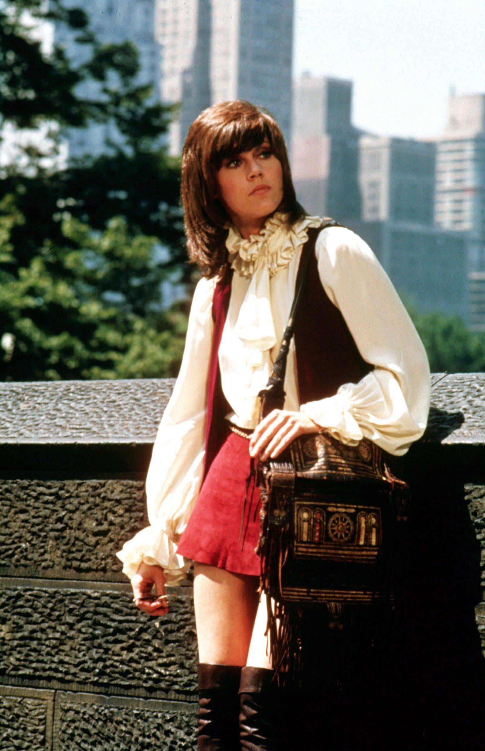 Klute, Jane Fonda Wallpaper, 1650x2560 HD Phone