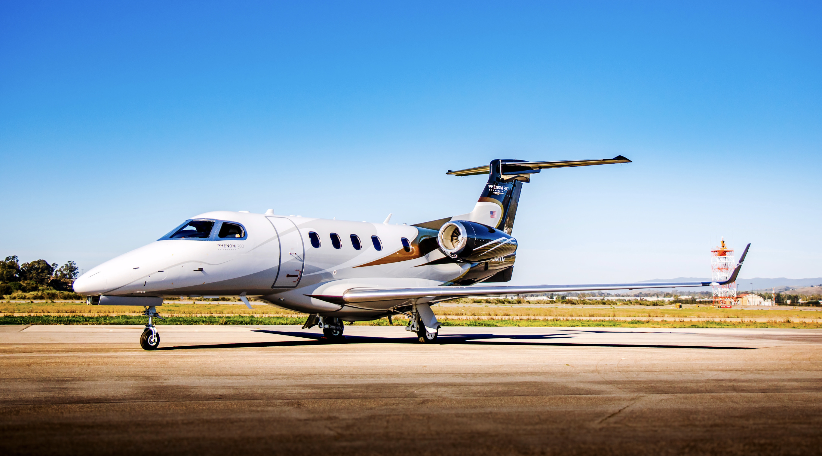 Embraer Phenom, 2013 for Sale, 2740x1520 HD Desktop