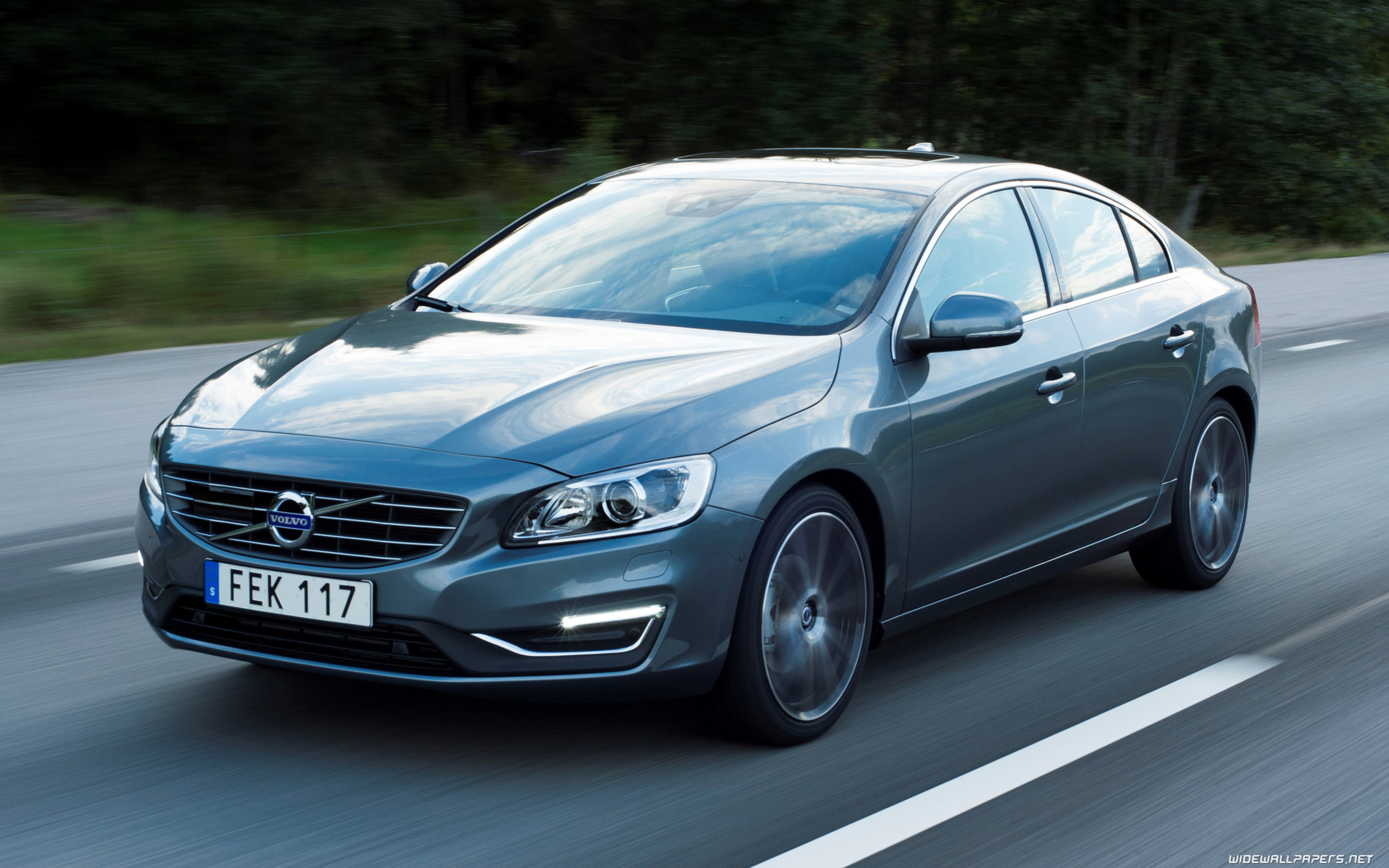 R-Design T5, Volvo S60 Wallpaper, 2560x1600 HD Desktop