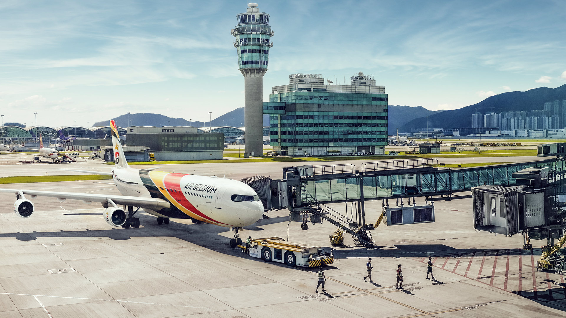 Hong Kong International Airport, Flight cancellations, Typhoon Mangkhut, City, 1920x1080 Full HD Desktop