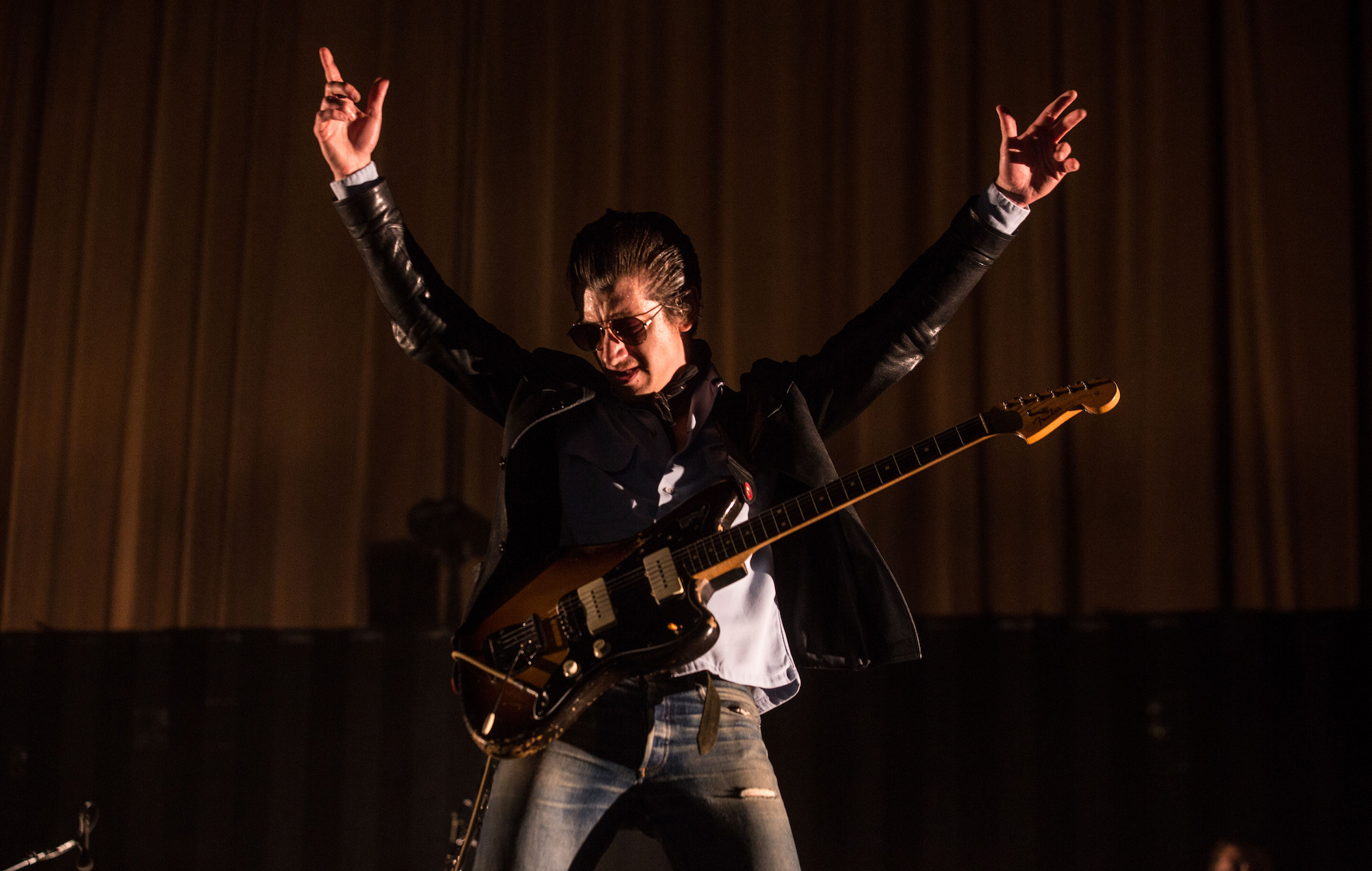 Alex Turner, Arctic Monkeys, Homecoming shows, Exciting news, 2000x1270 HD Desktop