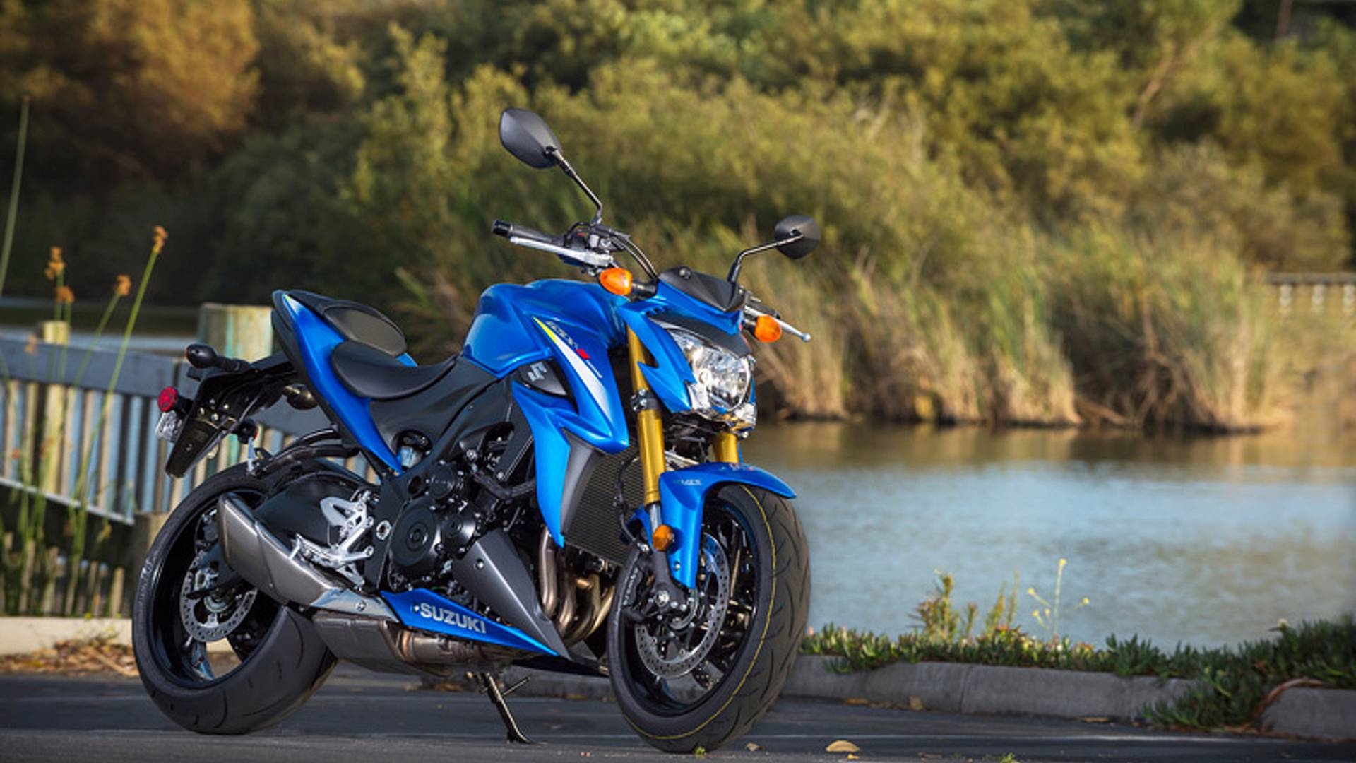 Suzuki GSX-S1000, Download 1000 images, Thrilling rides, Exciting adventures, 1920x1080 Full HD Desktop