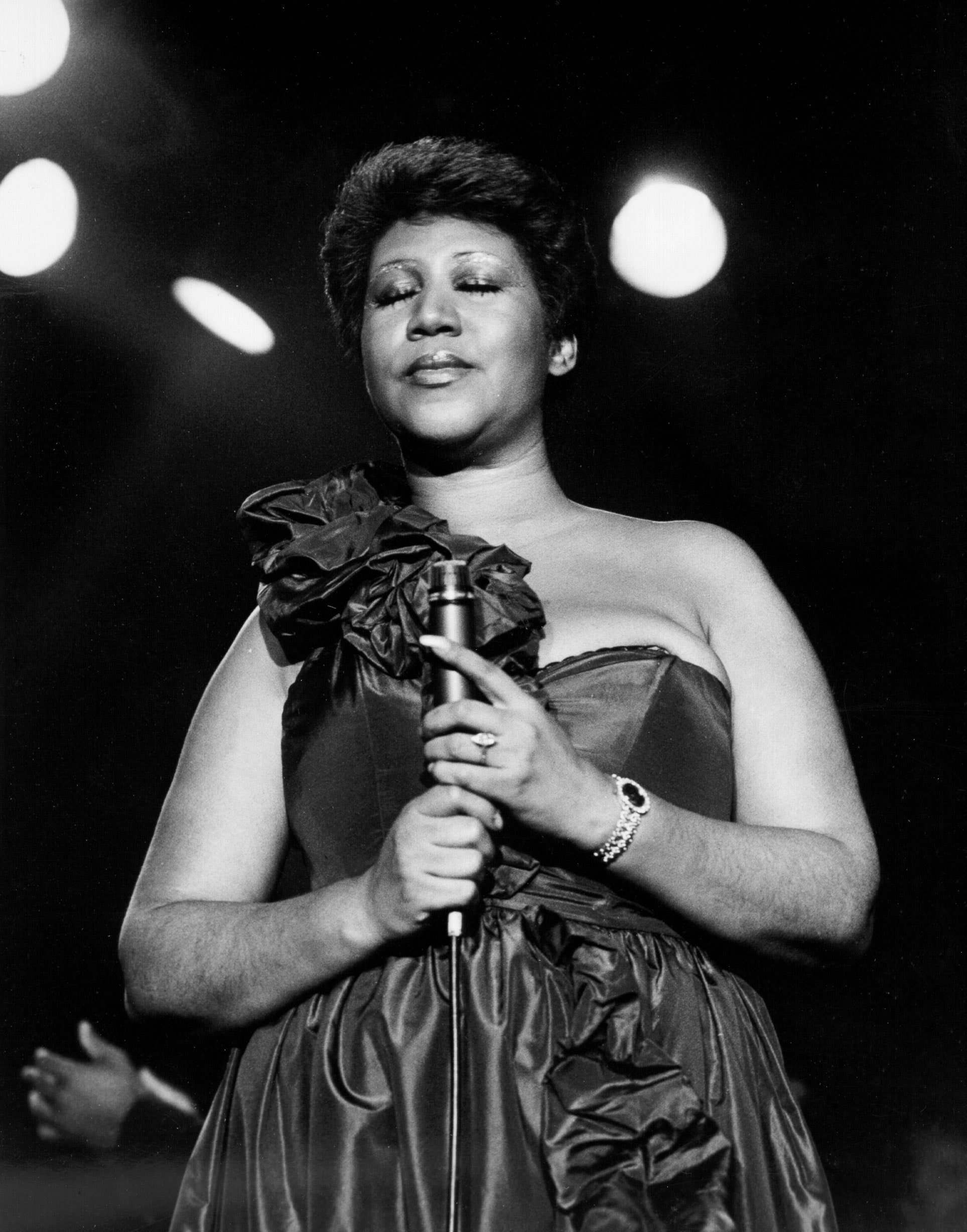 Aretha Franklin, I Say A Little Prayer, 1930x2460 HD Phone