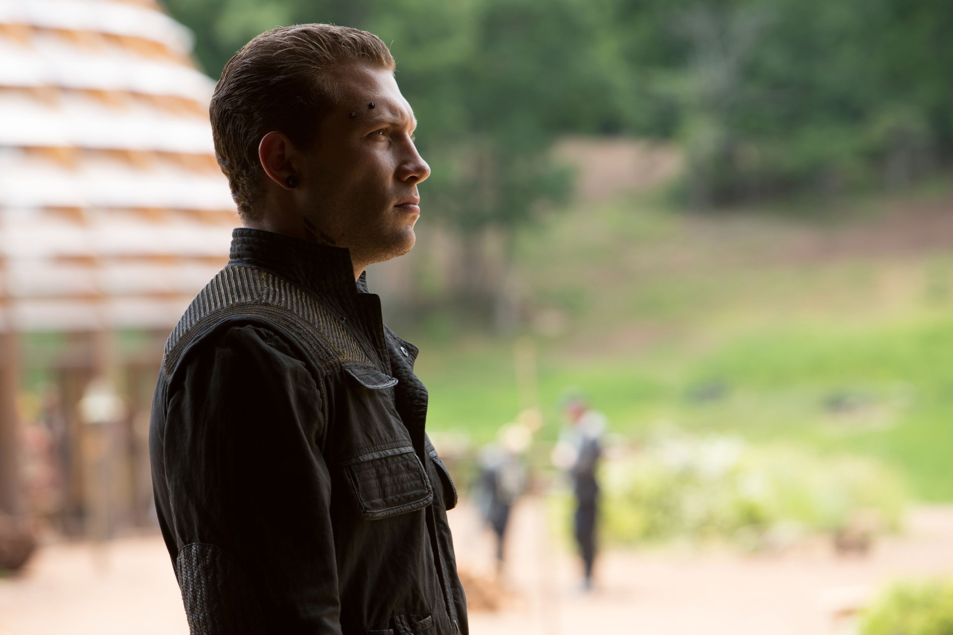 Insurgent movie, Jai Courtney as Eric, Jai Courtney photo, 1920x1280 HD Desktop