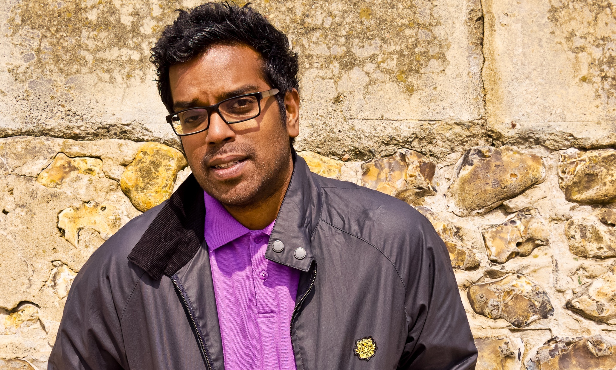 Romesh Ranganathan, Fanpop photo, Talented comedian, Charming smile, 2060x1240 HD Desktop