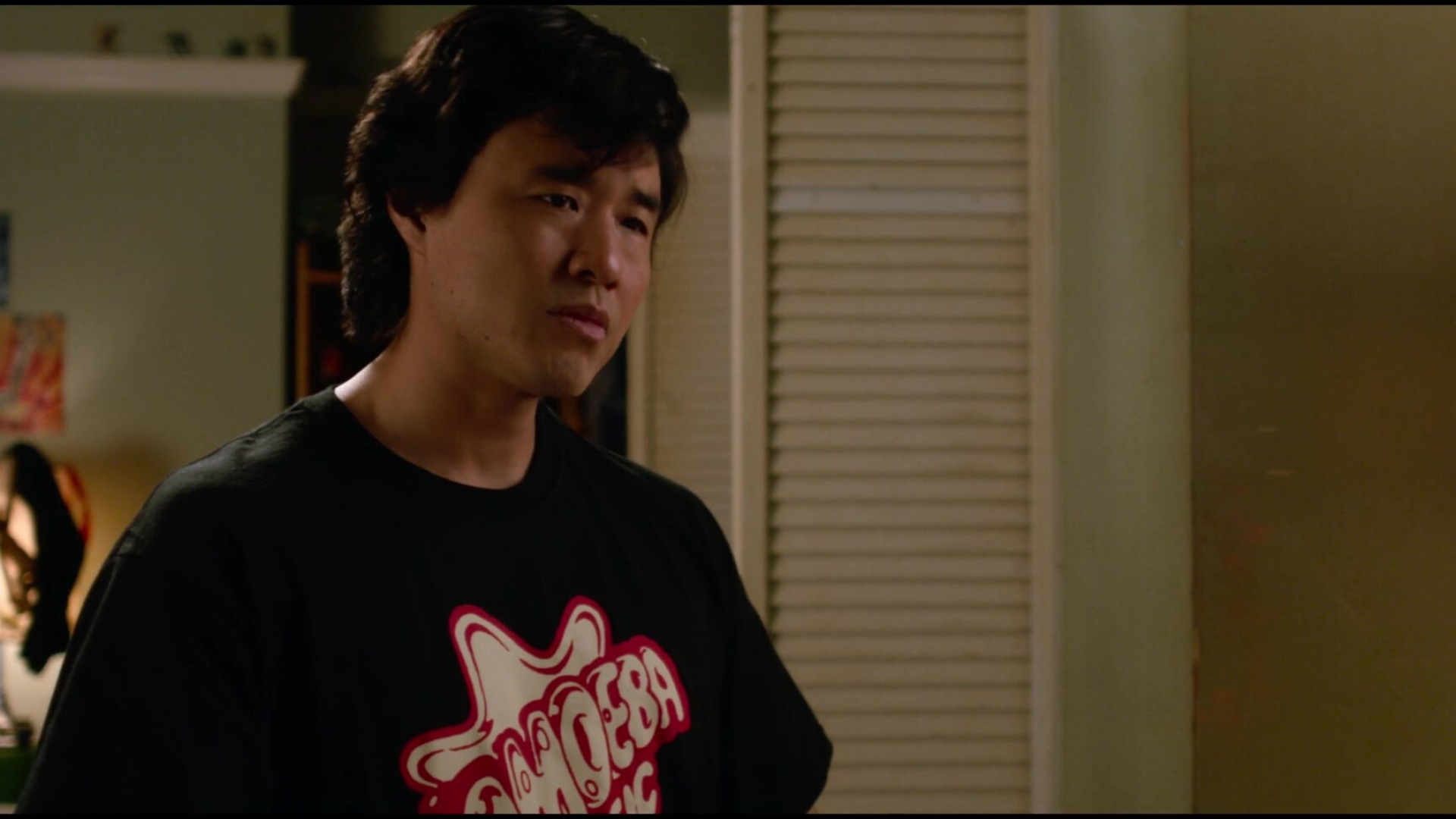 Randall Park actor, Amoeba Music T-shirt, Always Be My Maybe, 1920x1080 Full HD Desktop