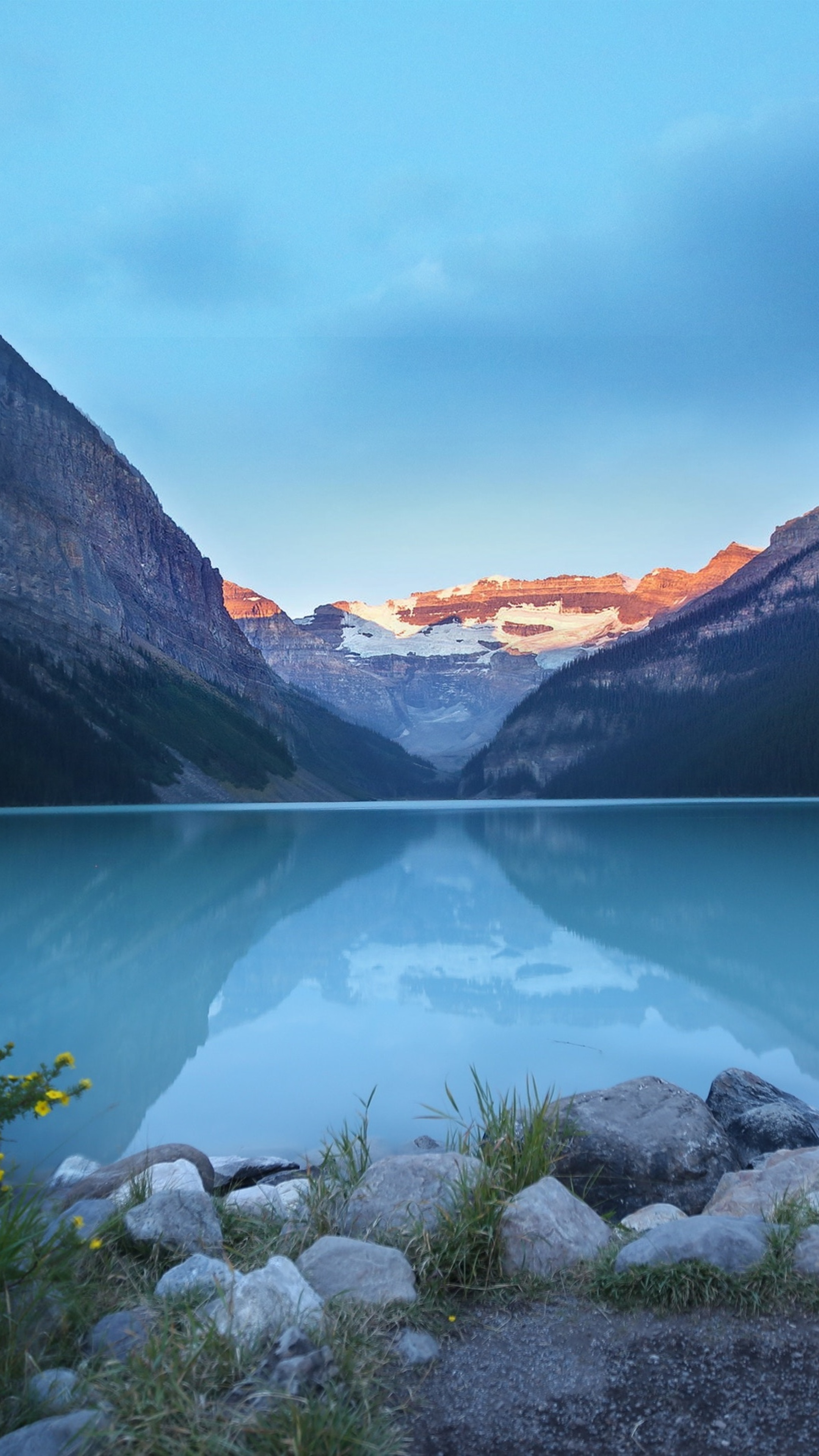 Lake Louise Canada view, Xperia X XZ Z5, 2160x3840 4K Phone