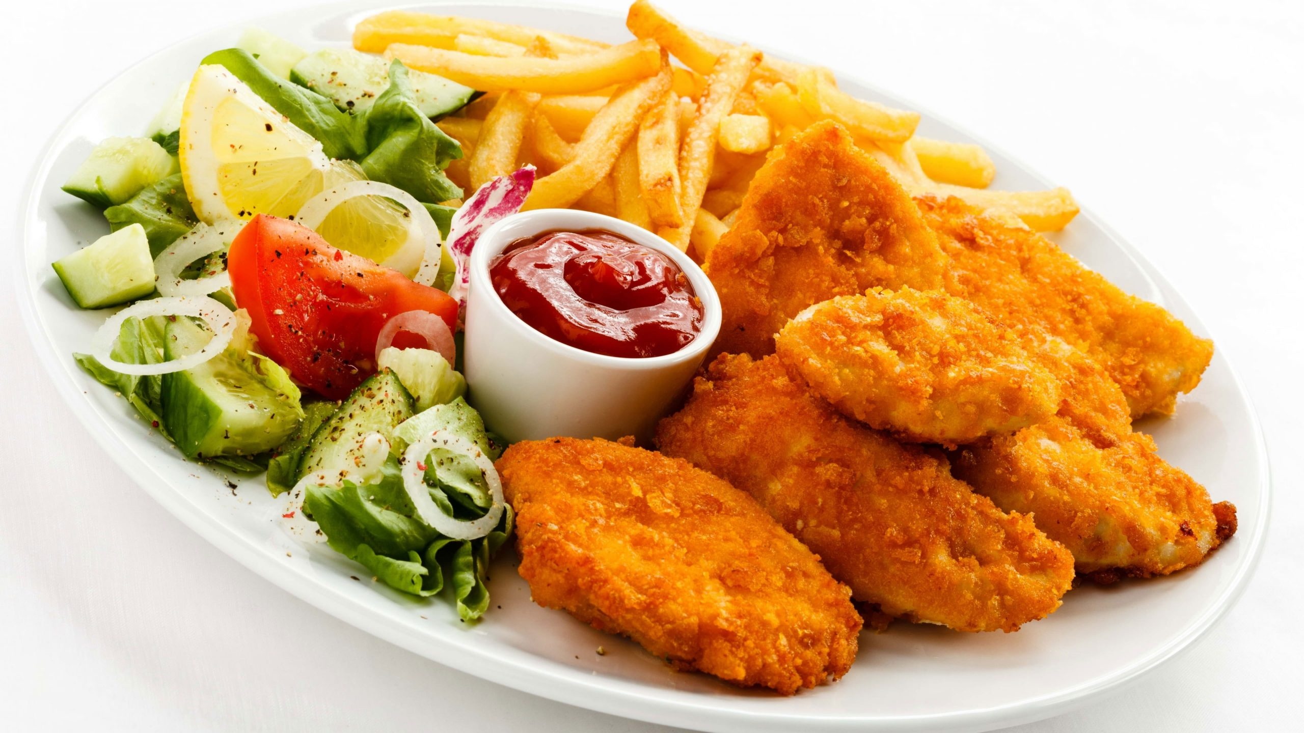 Chicken fillet and fries, Finger-licking good, Tasty combo, Dip and enjoy, 2560x1440 HD Desktop