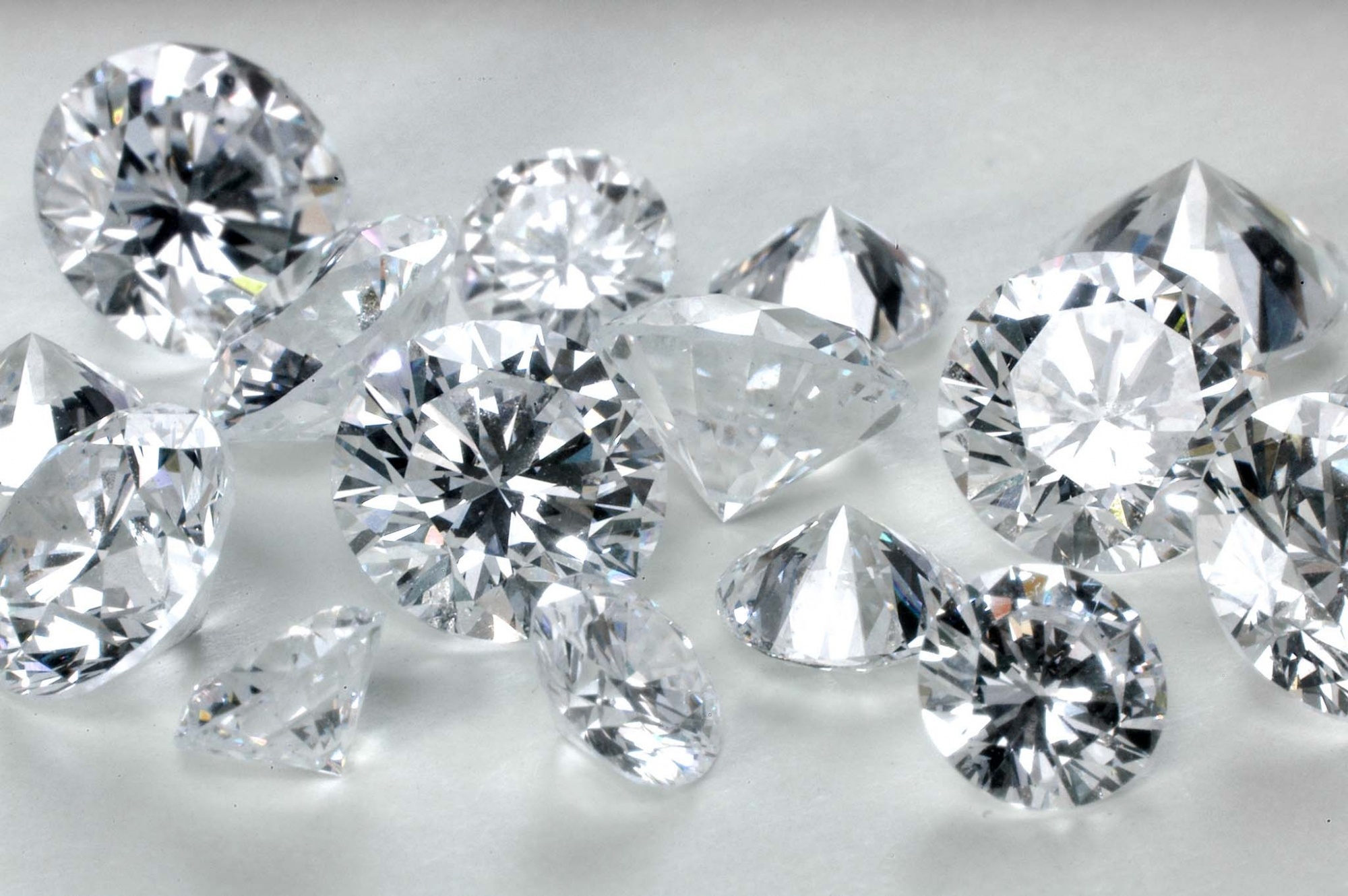 Inventory Diberget, Diamond wholesaler, Extensive collection, Precious treasures, 2000x1330 HD Desktop