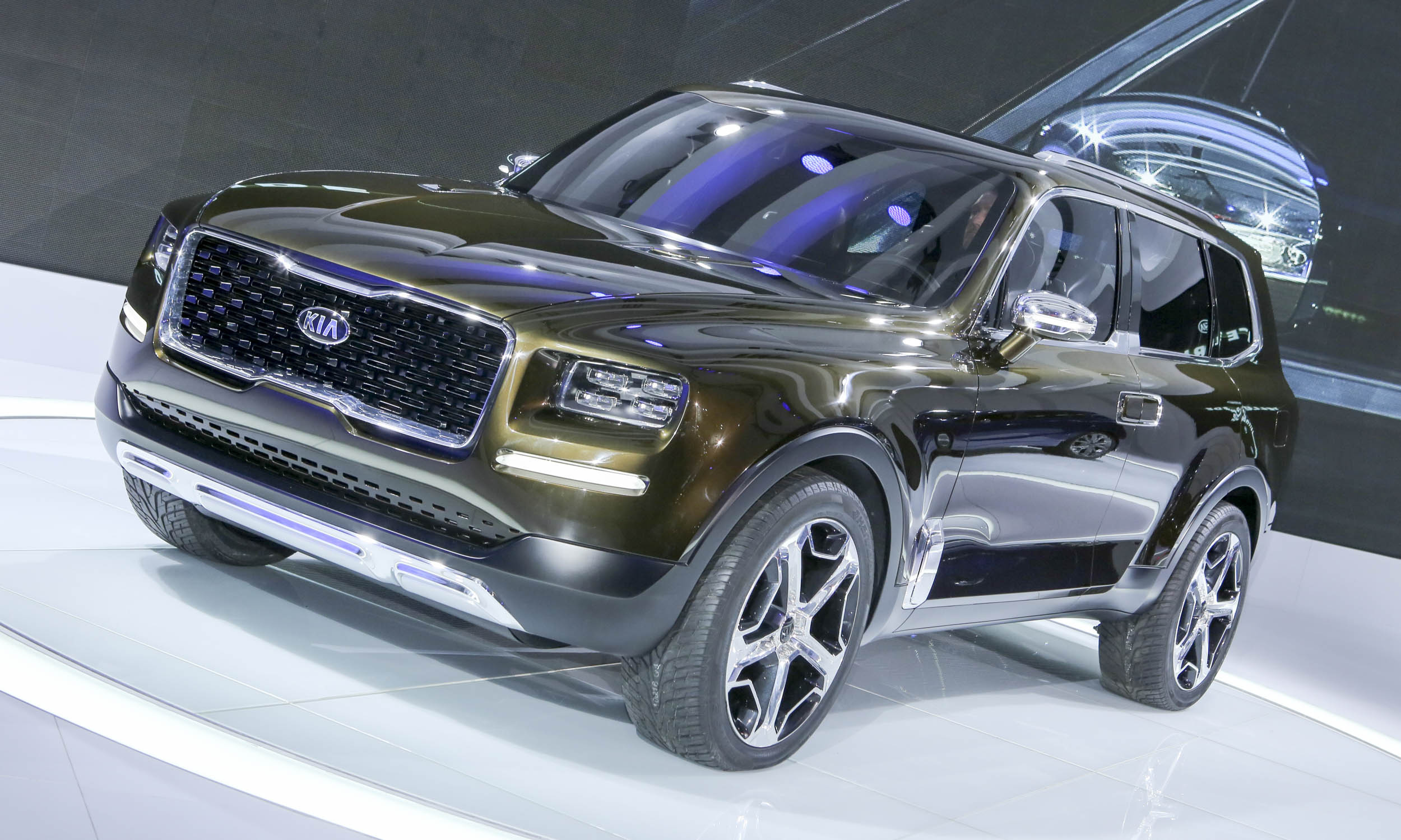 Kia Telluride, Concept car debut, Automotive innovation, Bold design, 2500x1500 HD Desktop