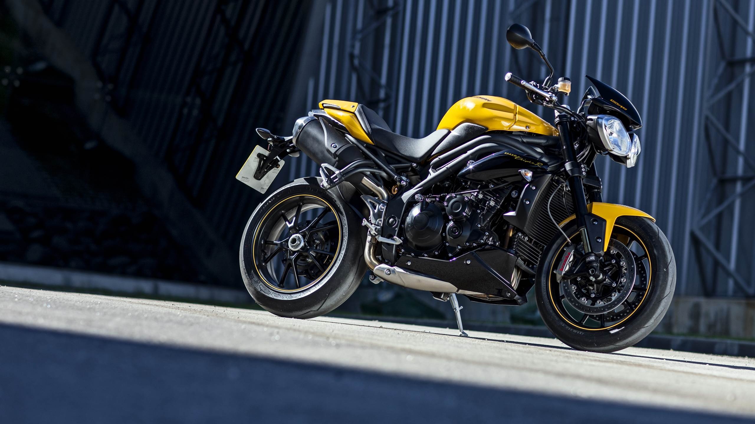 Triumph Speed Triple, 94 HD wallpaper, 2560x1440 HD Desktop