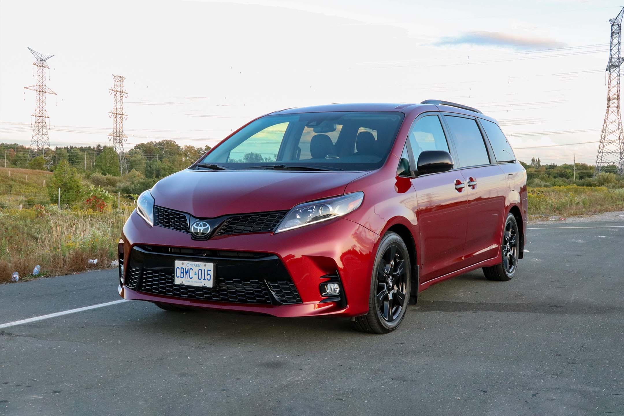 Toyota Sienna, Auto review, 2020 model, minivan, 2160x1440 HD Desktop