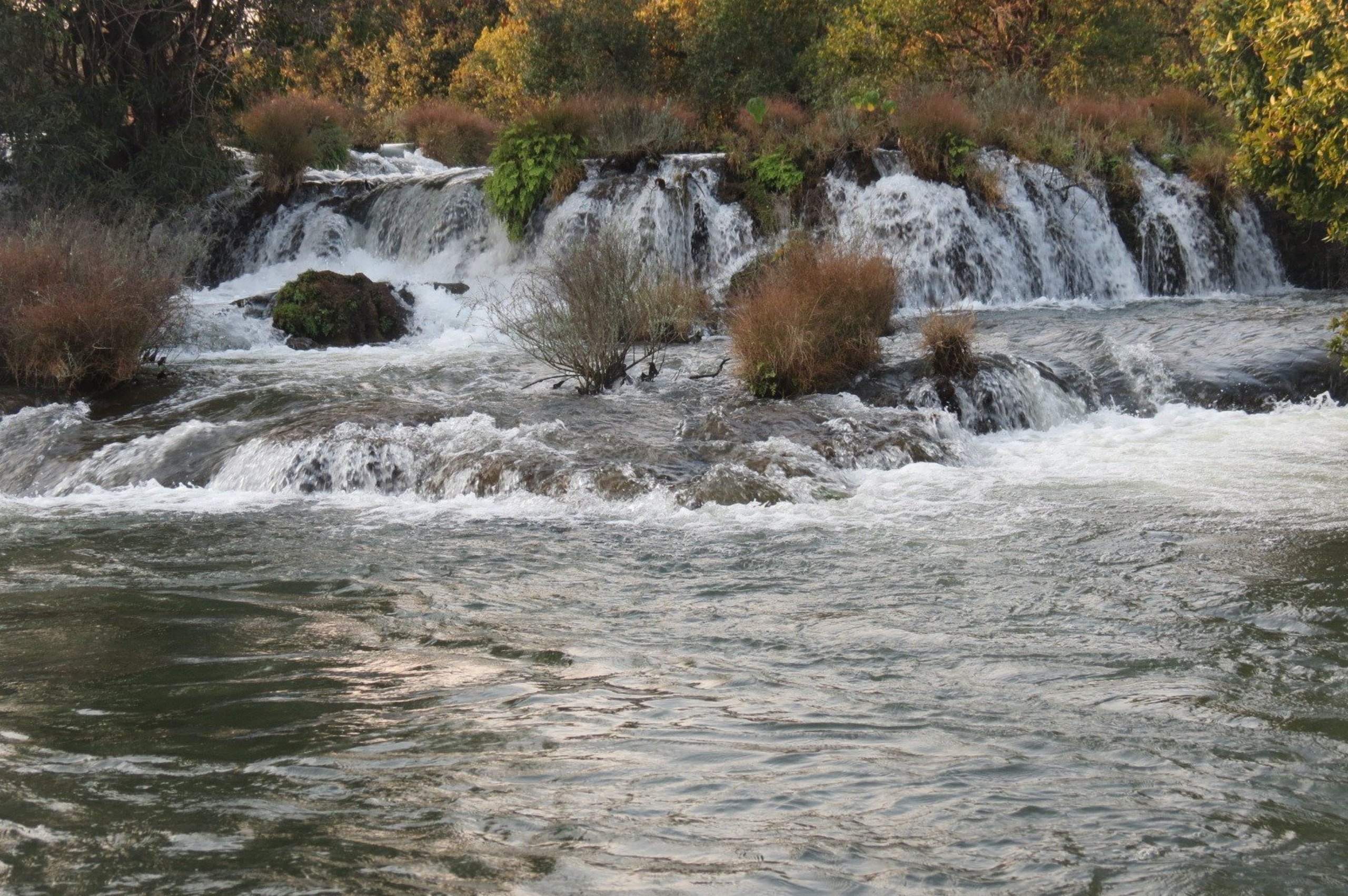 Chavuma Falls, Zambia, Nsanika executive lodge, Majestic waterfall, 2560x1710 HD Desktop