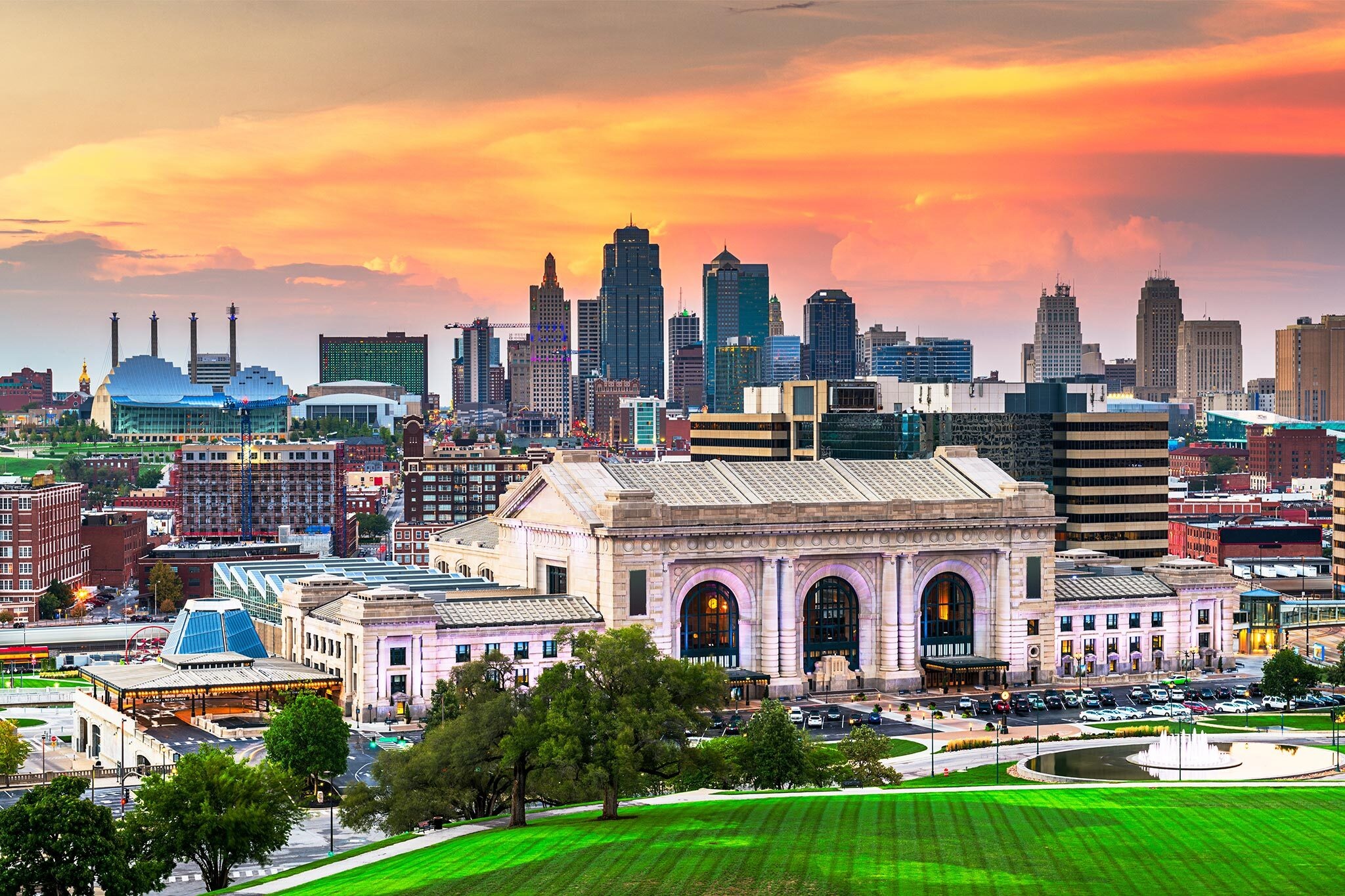 Kansas City Skyline, Midwestern charm, Urban renewal, Diverse communities, 2050x1370 HD Desktop