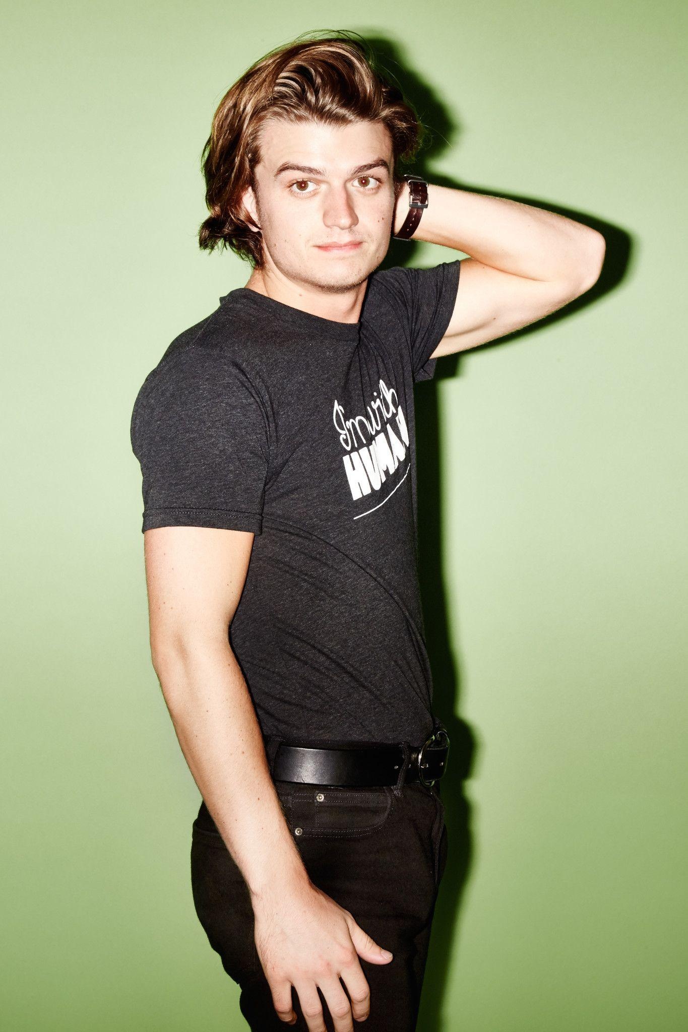 Joe Keery, High quality wallpapers, 1370x2050 HD Phone