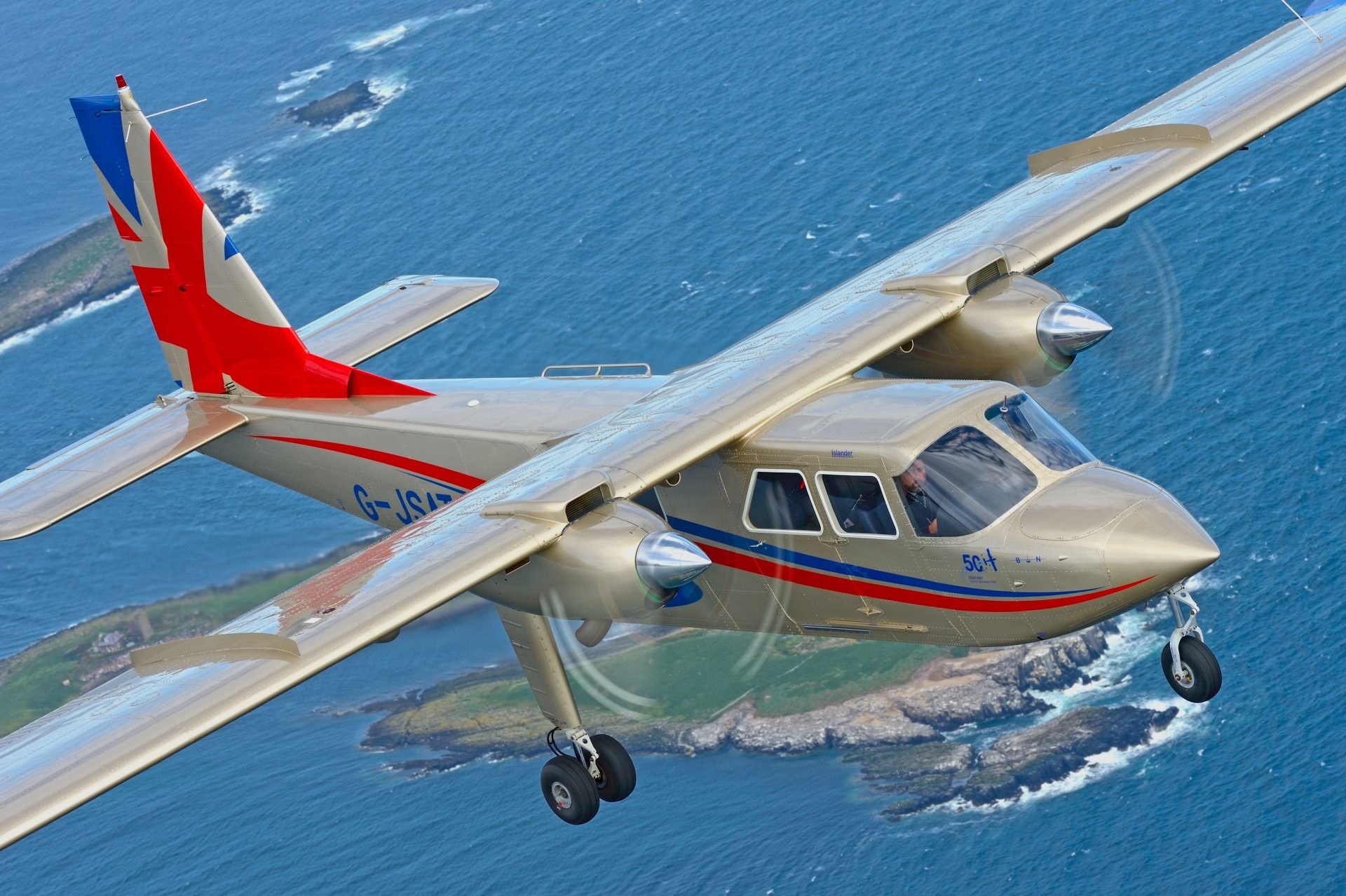 BN-2 Islander, Aircraft Manufacturing, Britten Norman, 55 Years Celebration, 1920x1280 HD Desktop