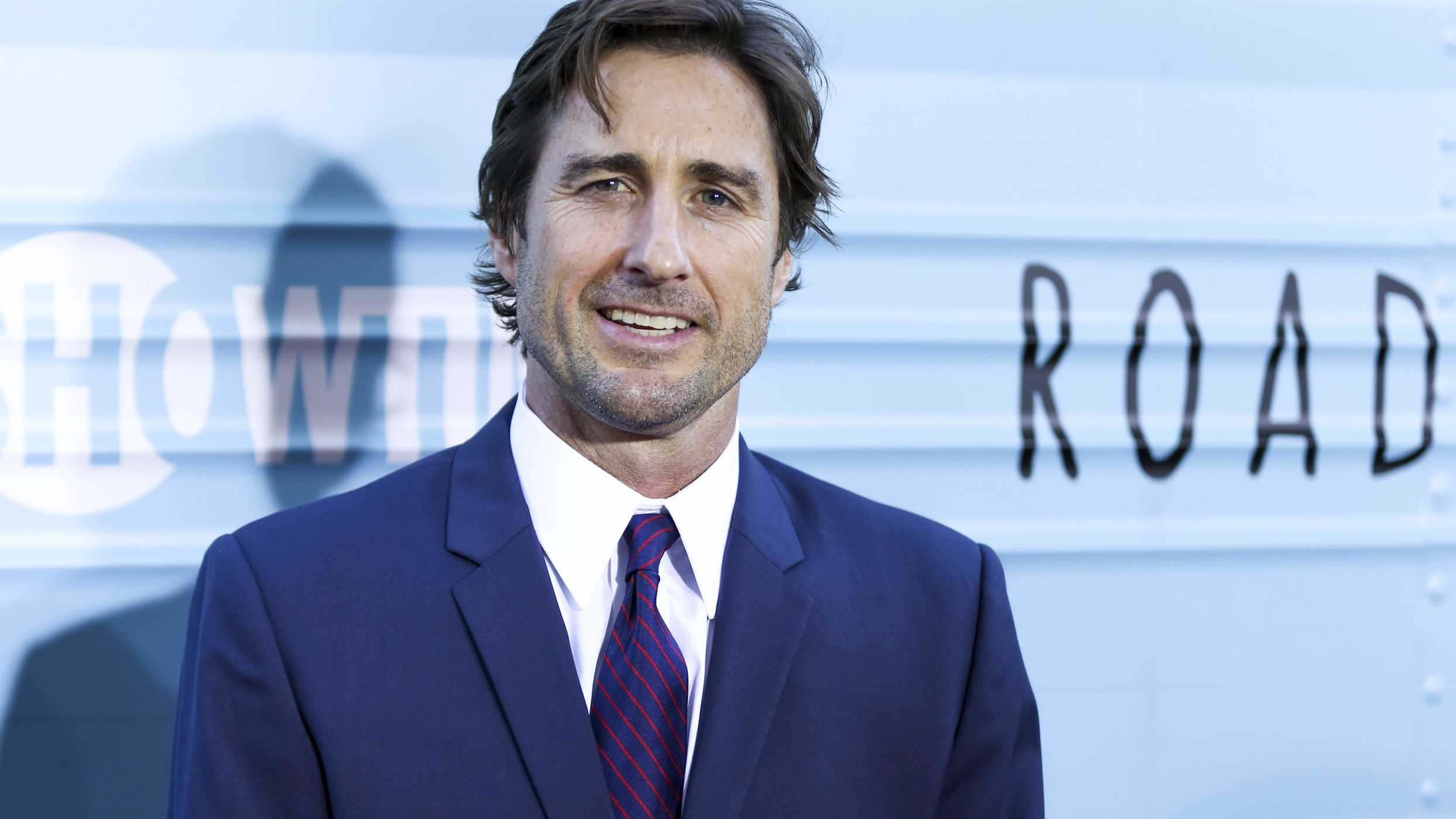 Luke Wilson, Horror crash, Befreit, Frau aus Unfallauto, 2490x1400 HD Desktop