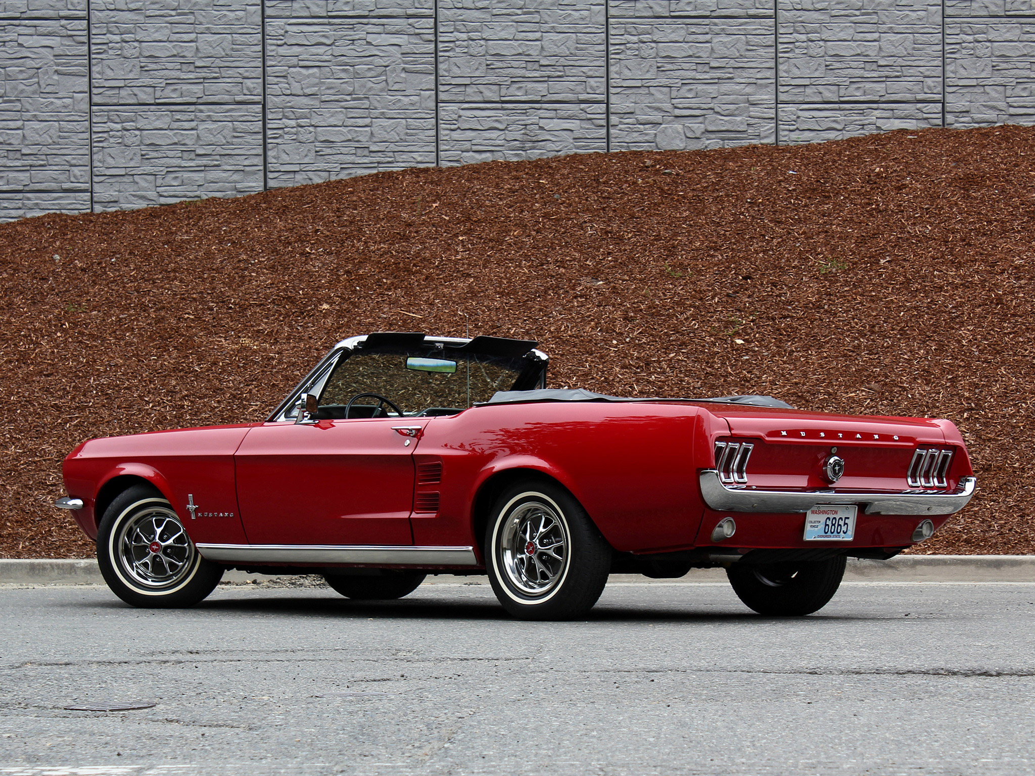 1967 Ford Mustang convertible, Mulched retaining wall bank, Asphalt parking lot, HD Desktop wallpaper