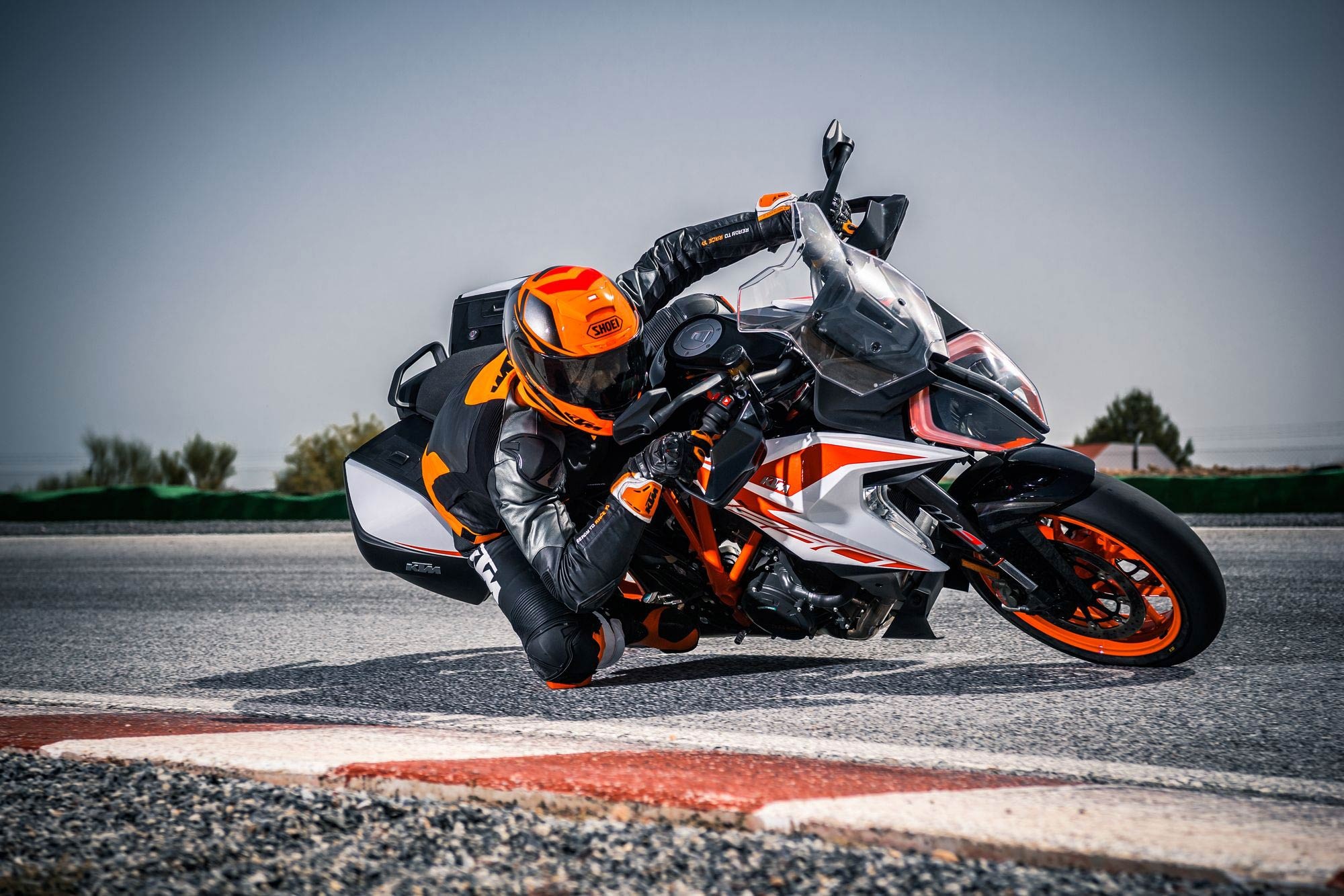 KTM 1290 Super Duke GT, Model guide, Expert opinion, Total motorcycle coverage, 2000x1340 HD Desktop