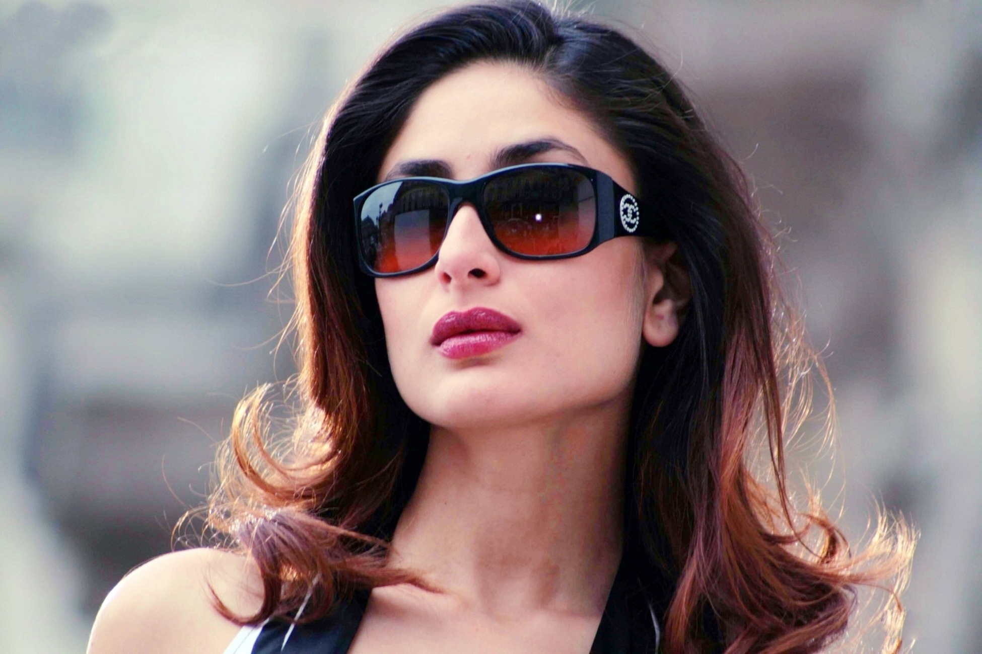 Kareena Kapoor, HD, Background, Image, 1950x1300 HD Desktop