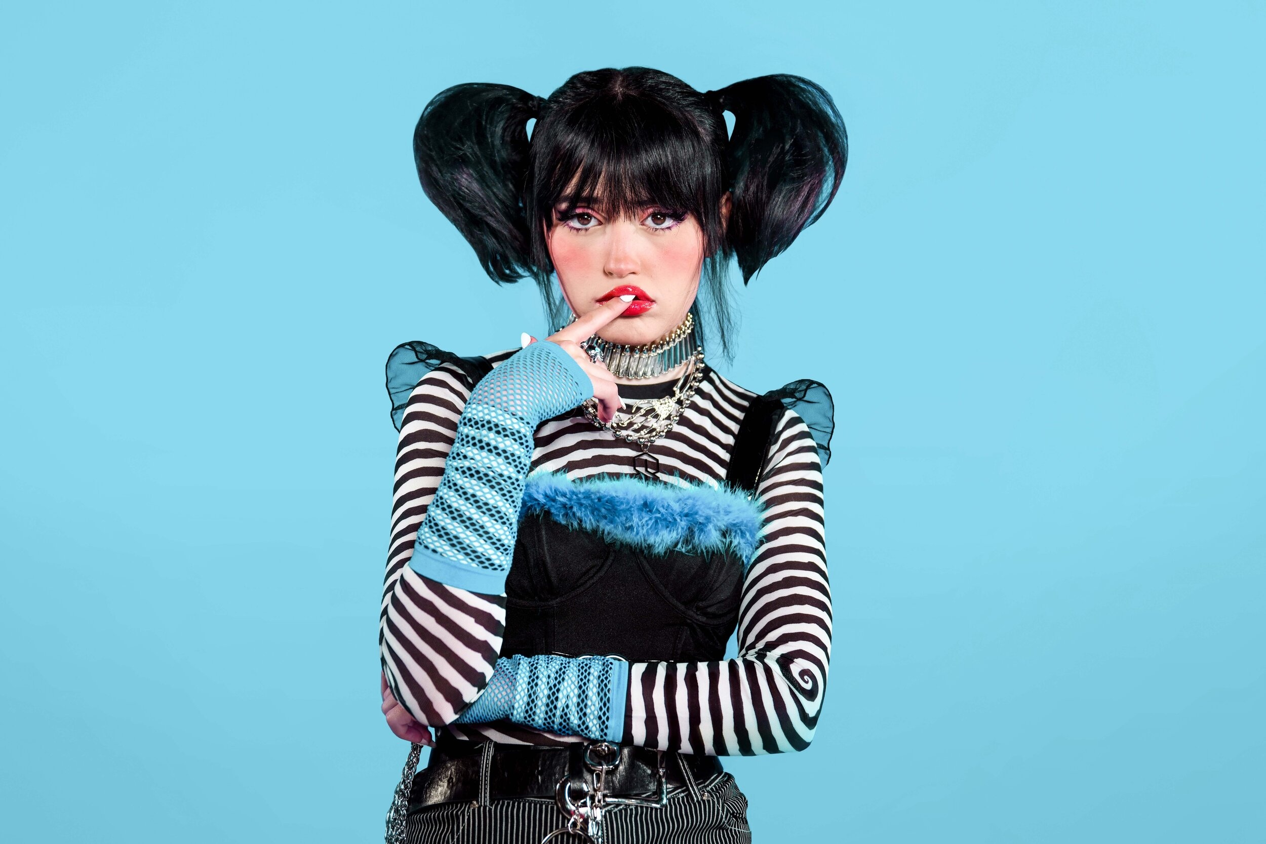 Mia Rodriguez music, Giulia McGauran, 2500x1670 HD Desktop