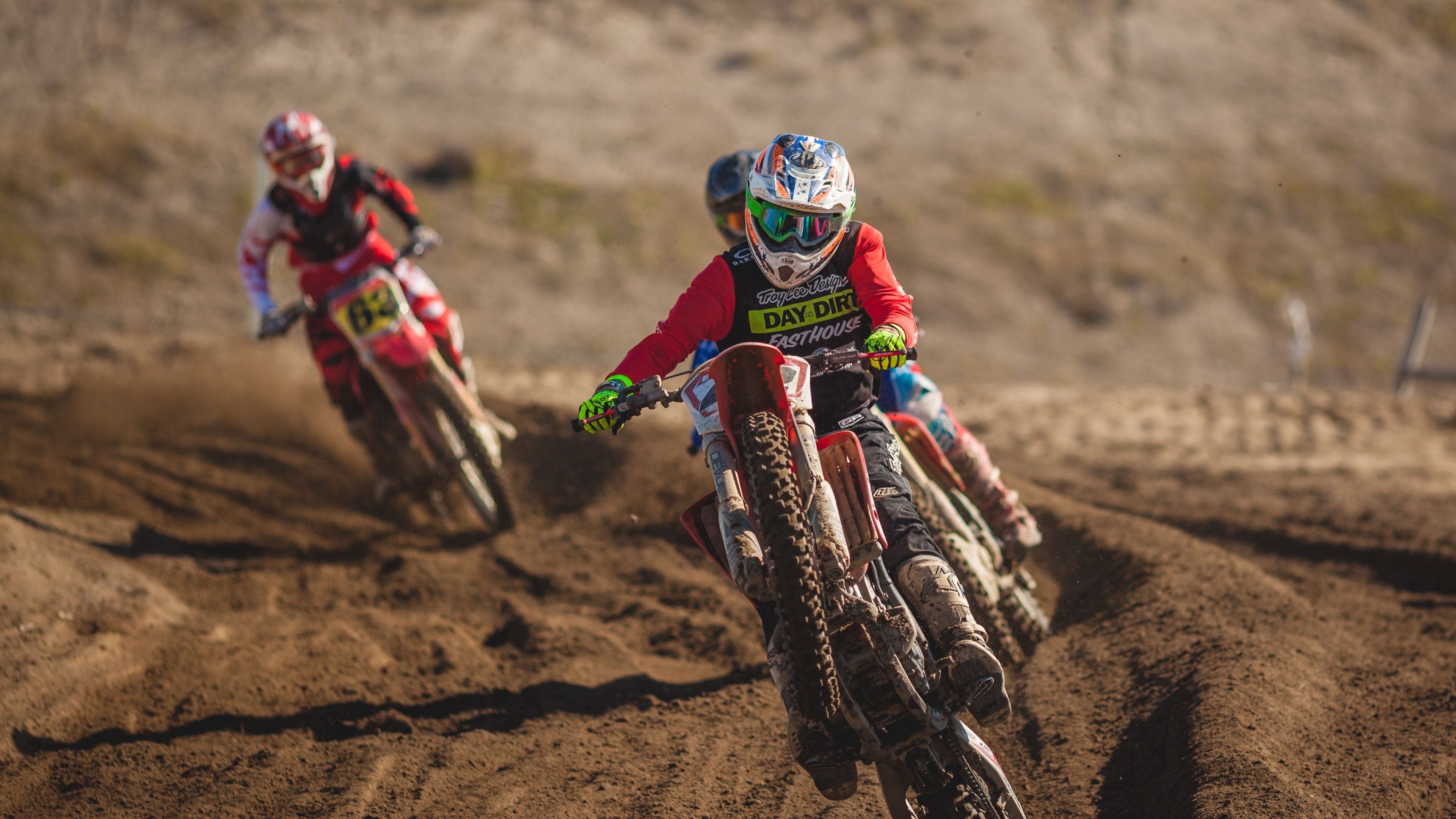Dirt Bike, Wheelie action, Thrilling sports, Athletic performance, 3840x2160 4K Desktop
