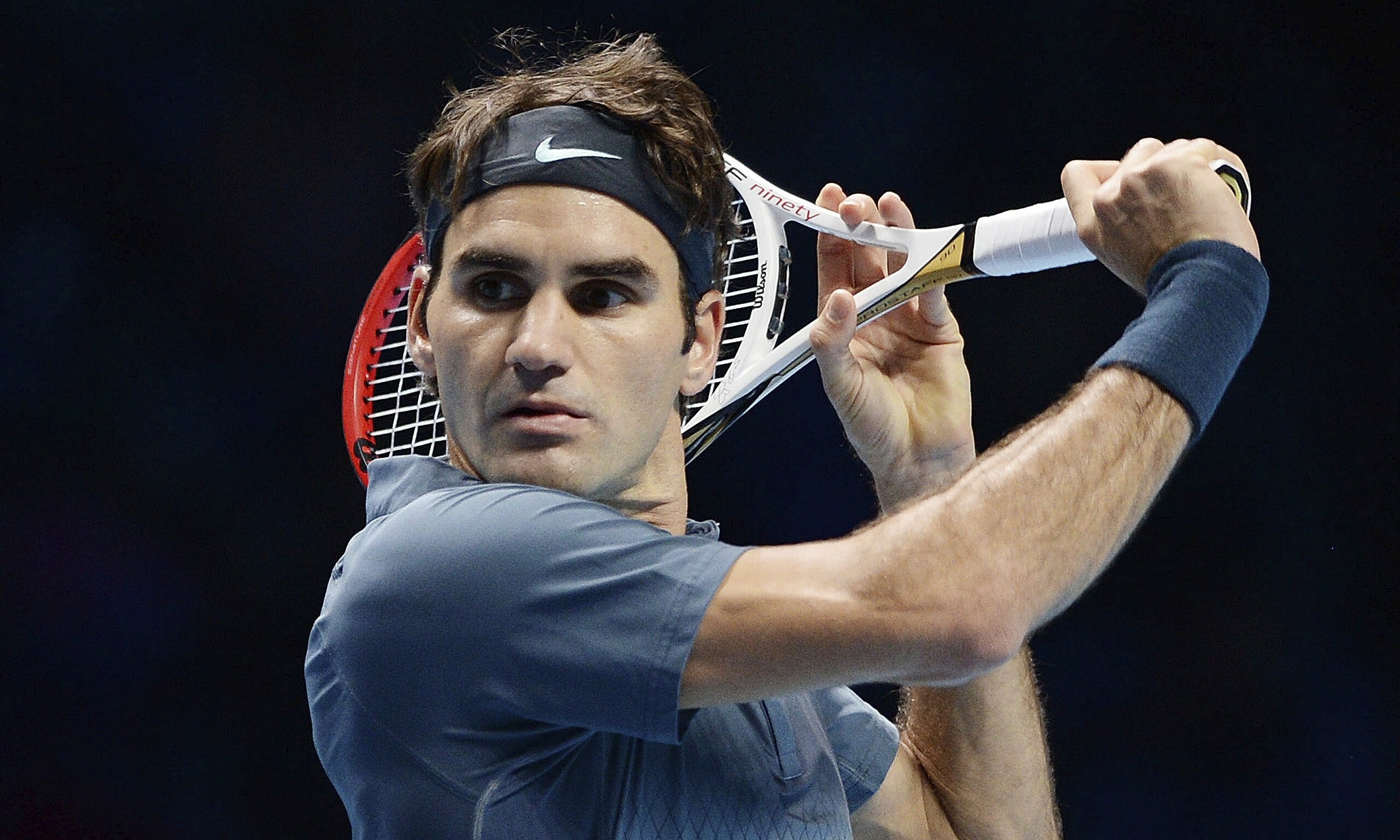 Roger Federer, Striking wallpapers, Sports inspiration, Visual spectacle, 2560x1540 HD Desktop