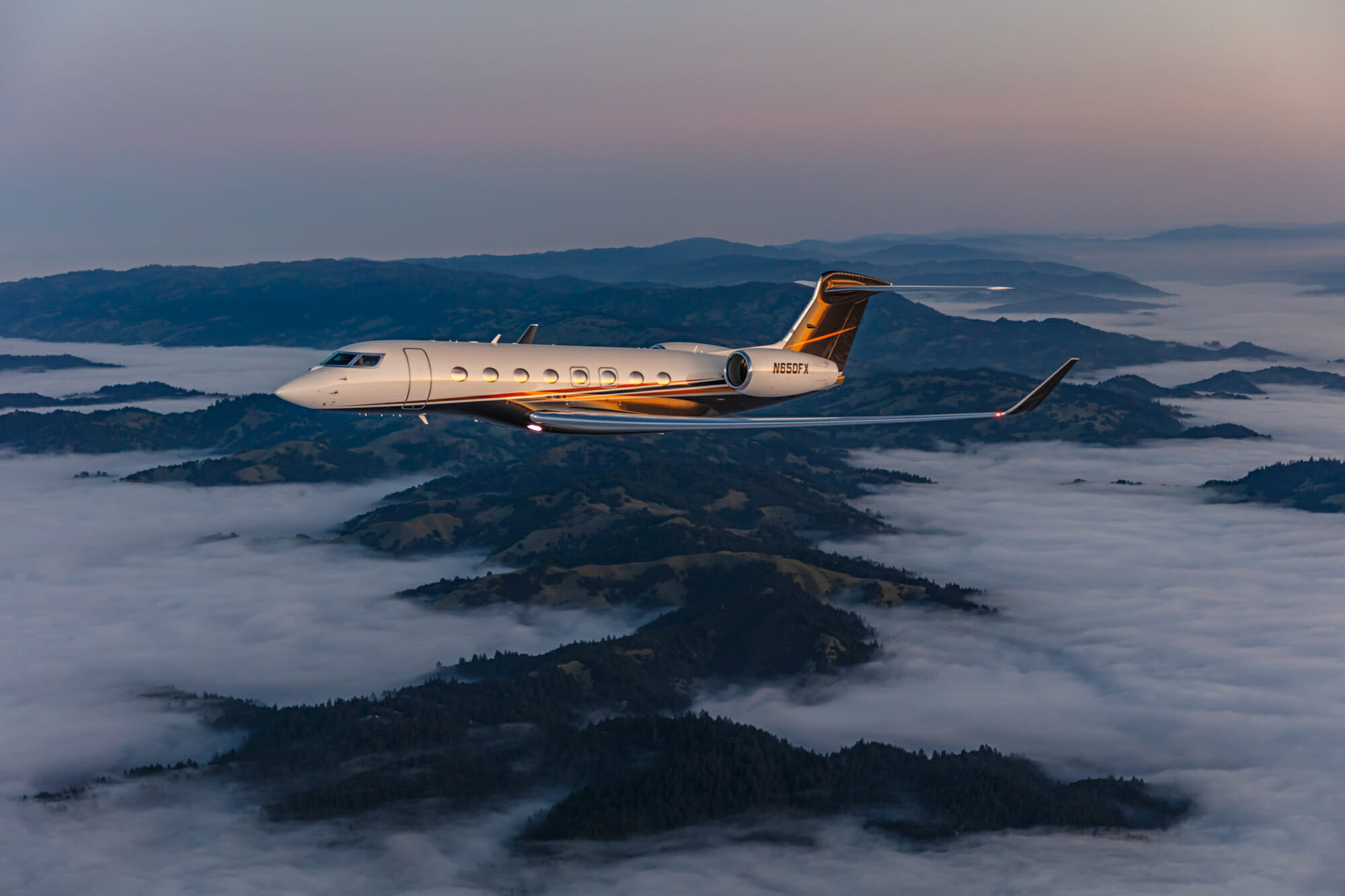 Gulfstream G650, Fog-covered mountain valley, Dusk aerial landscape, HD Desktop wallpaper