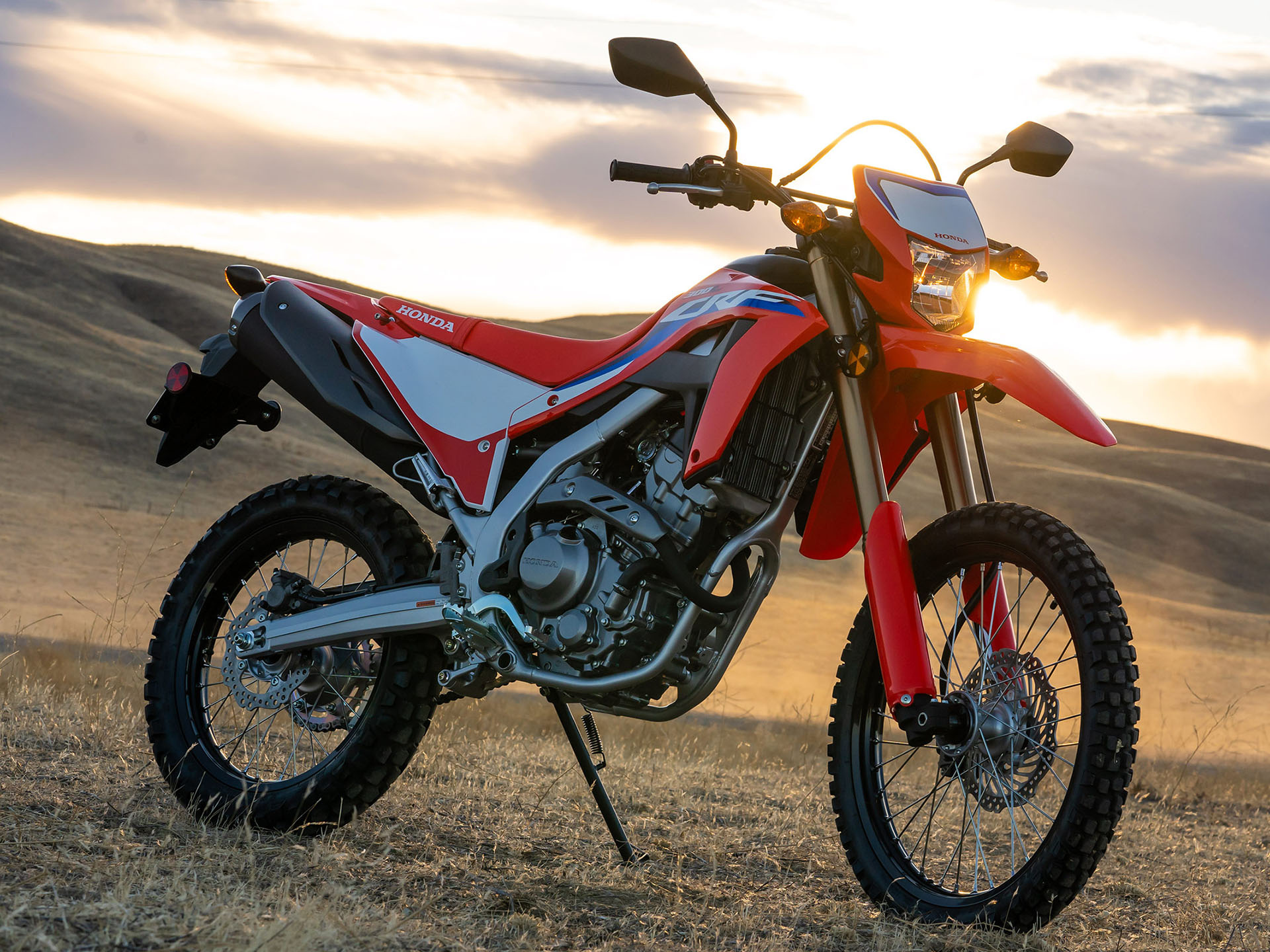 Honda CRF300, Off-road capability, Responsive handling, Fuel-efficient, 1920x1440 HD Desktop