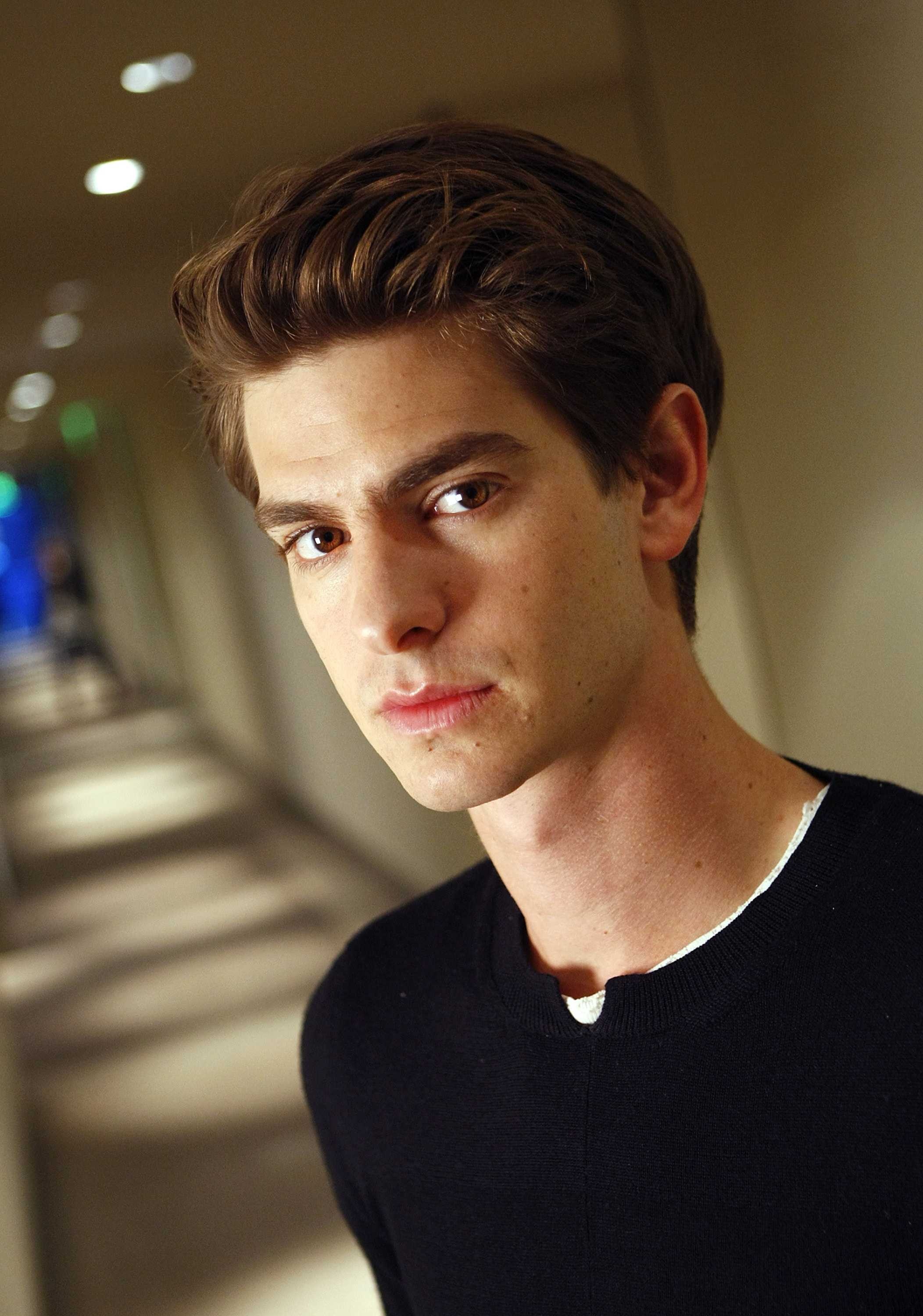 Andrew Garfield, Wallpaper, Actor, 2110x3000 HD Phone