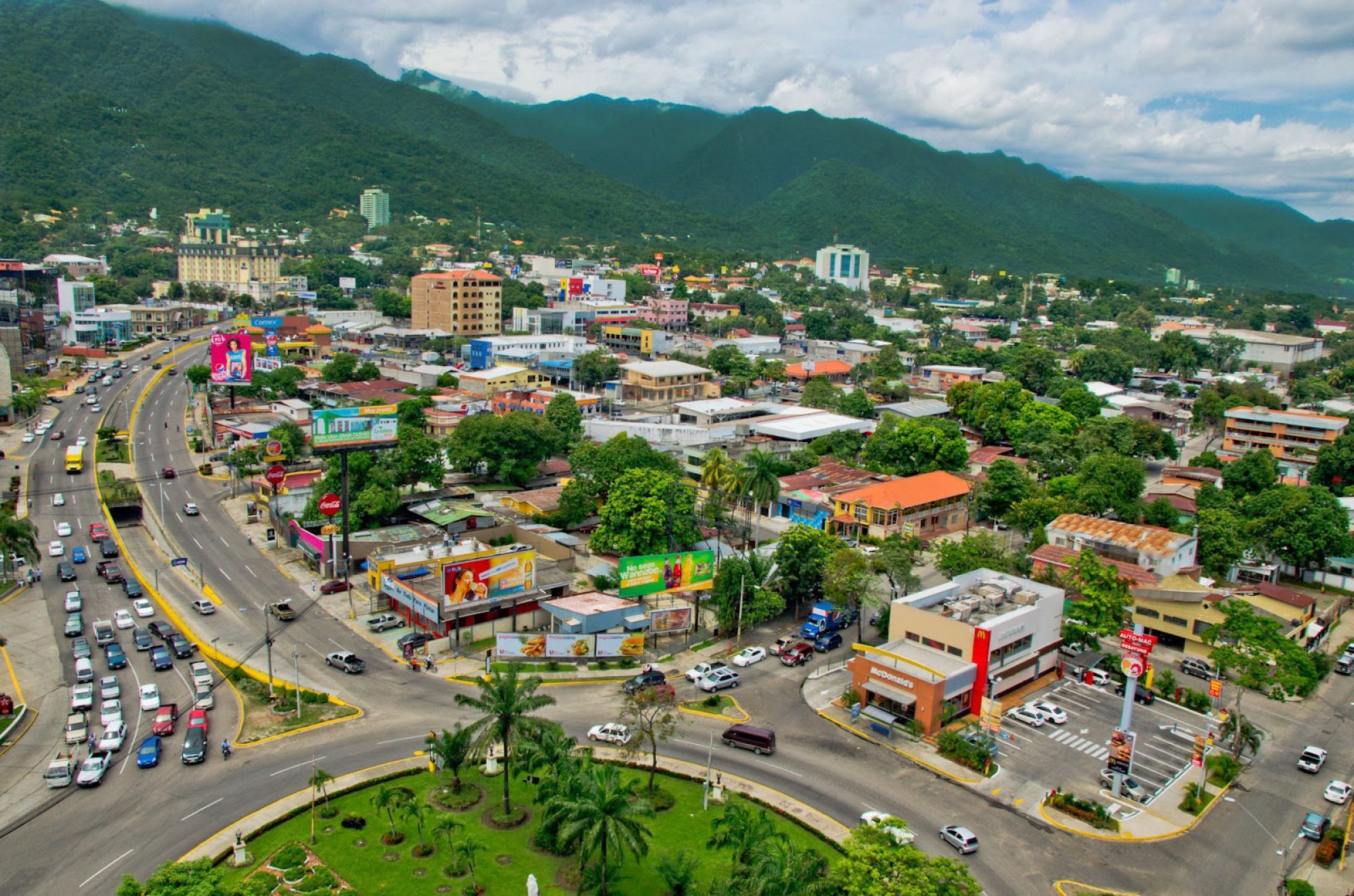 San Pedro Sula, Honduras Wallpaper, 2000x1330 HD Desktop