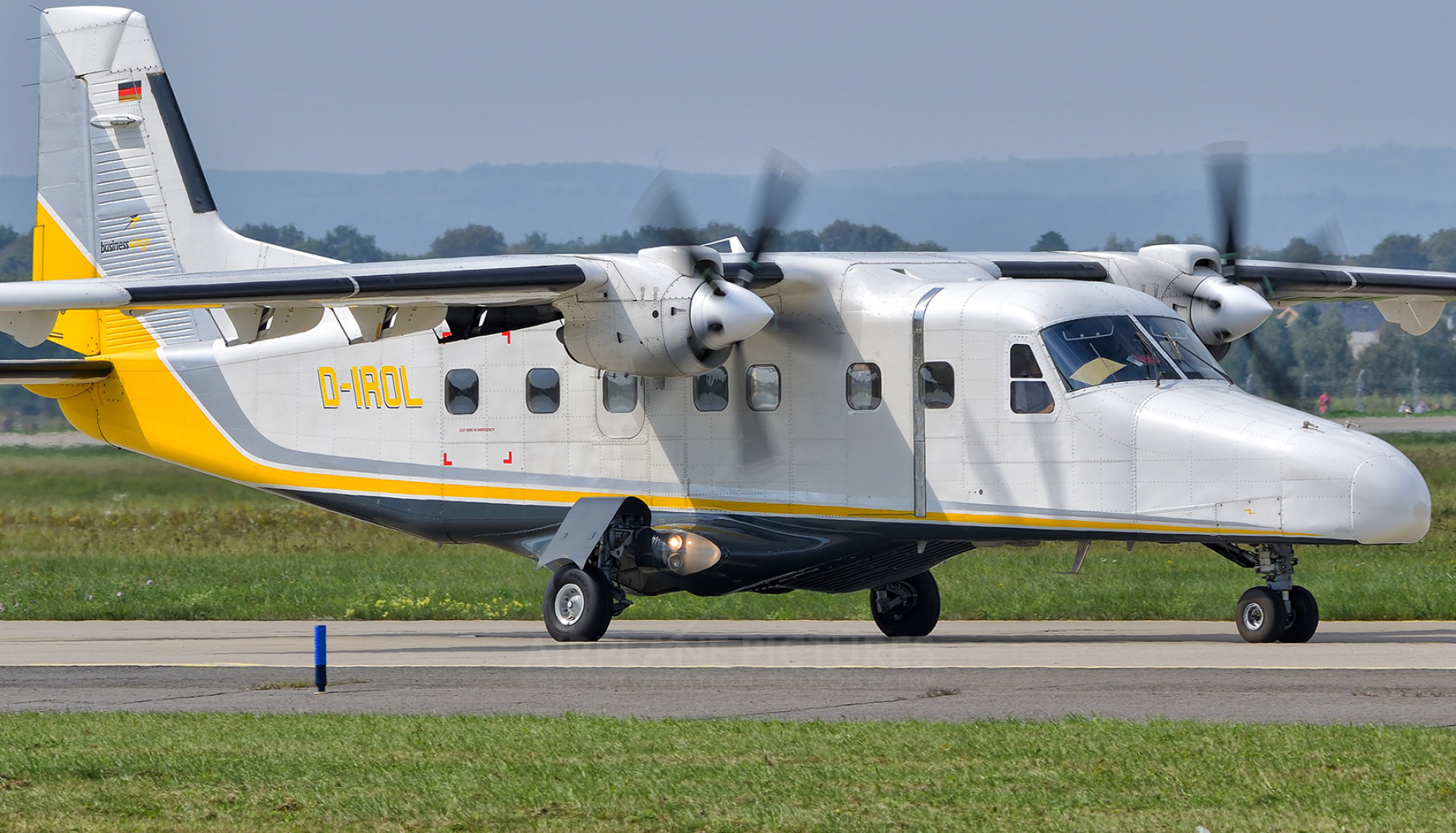 Dornier Do-228, D IROL Businesswings, Ostrava, 1920x1100 HD Desktop