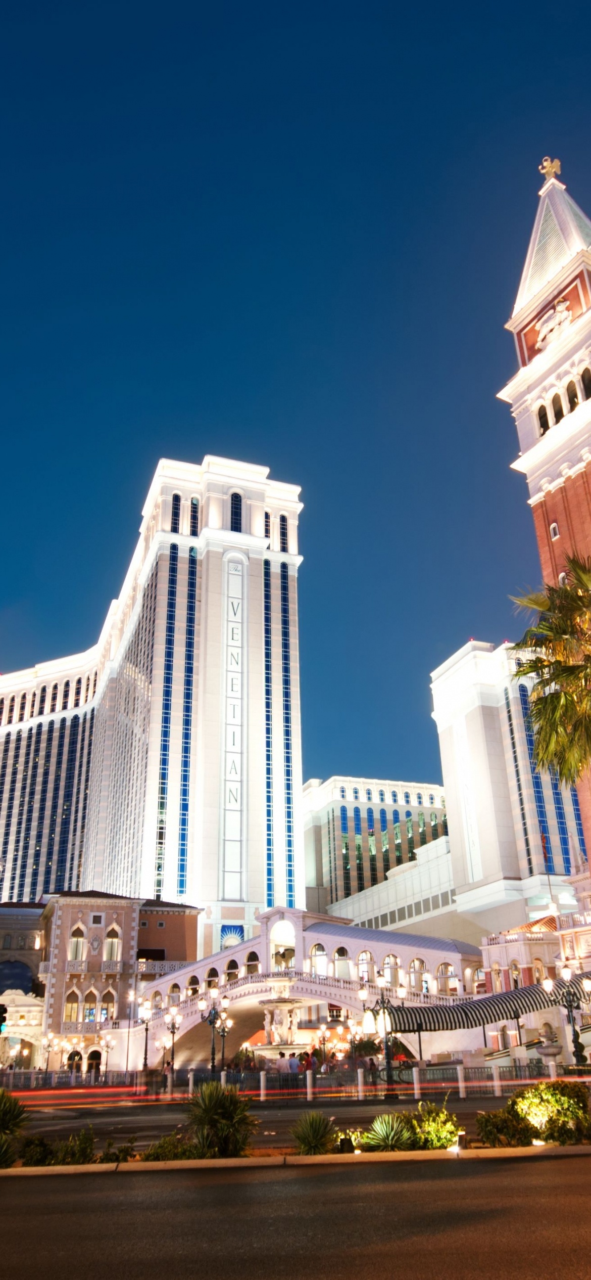 The Venetian, Las Vegas Strip Wallpaper, 1170x2540 HD Phone