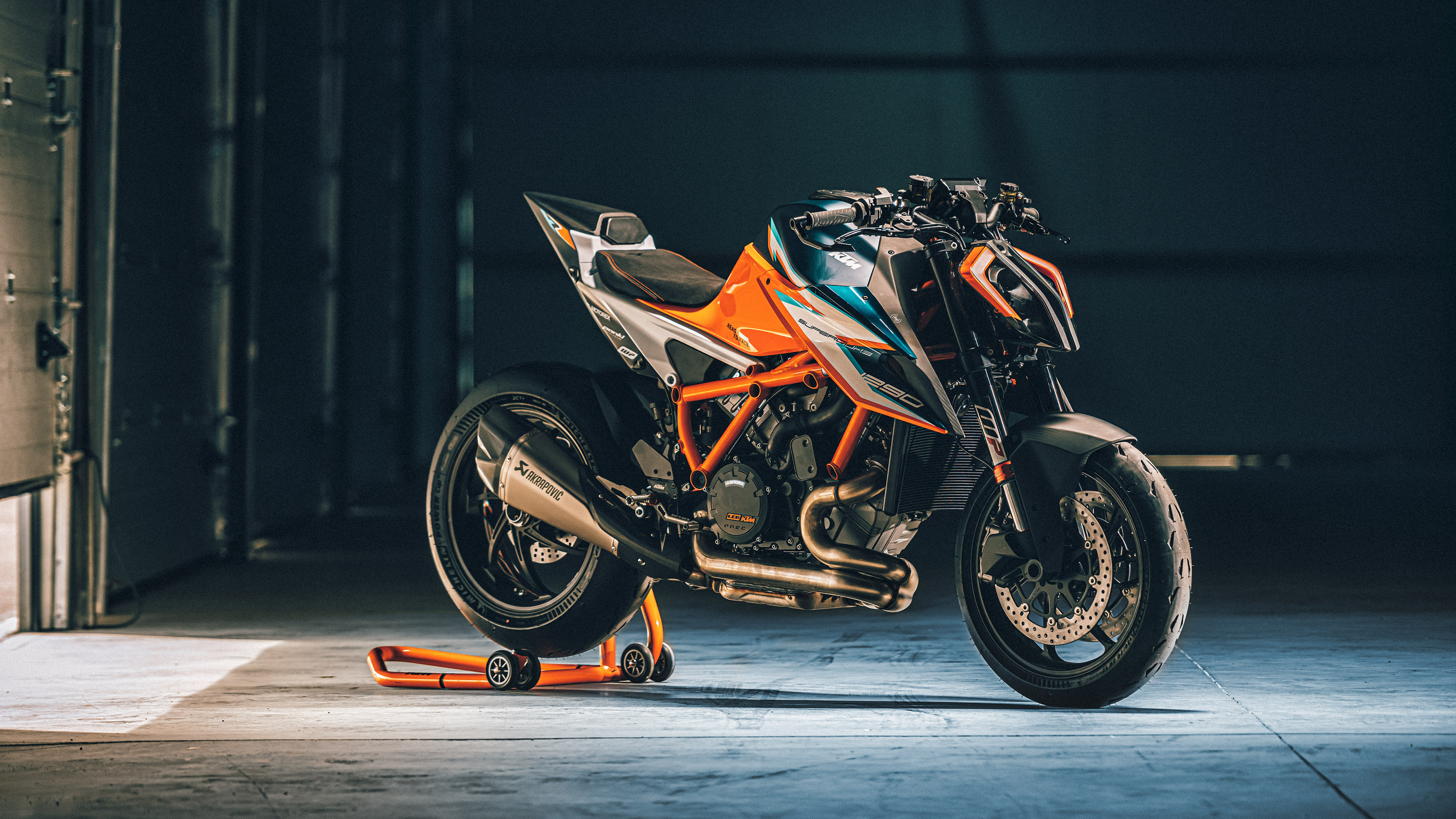 KTM 1290 Super Duke, RR edition, Exhilarating performance, 2021 release, 3840x2160 4K Desktop