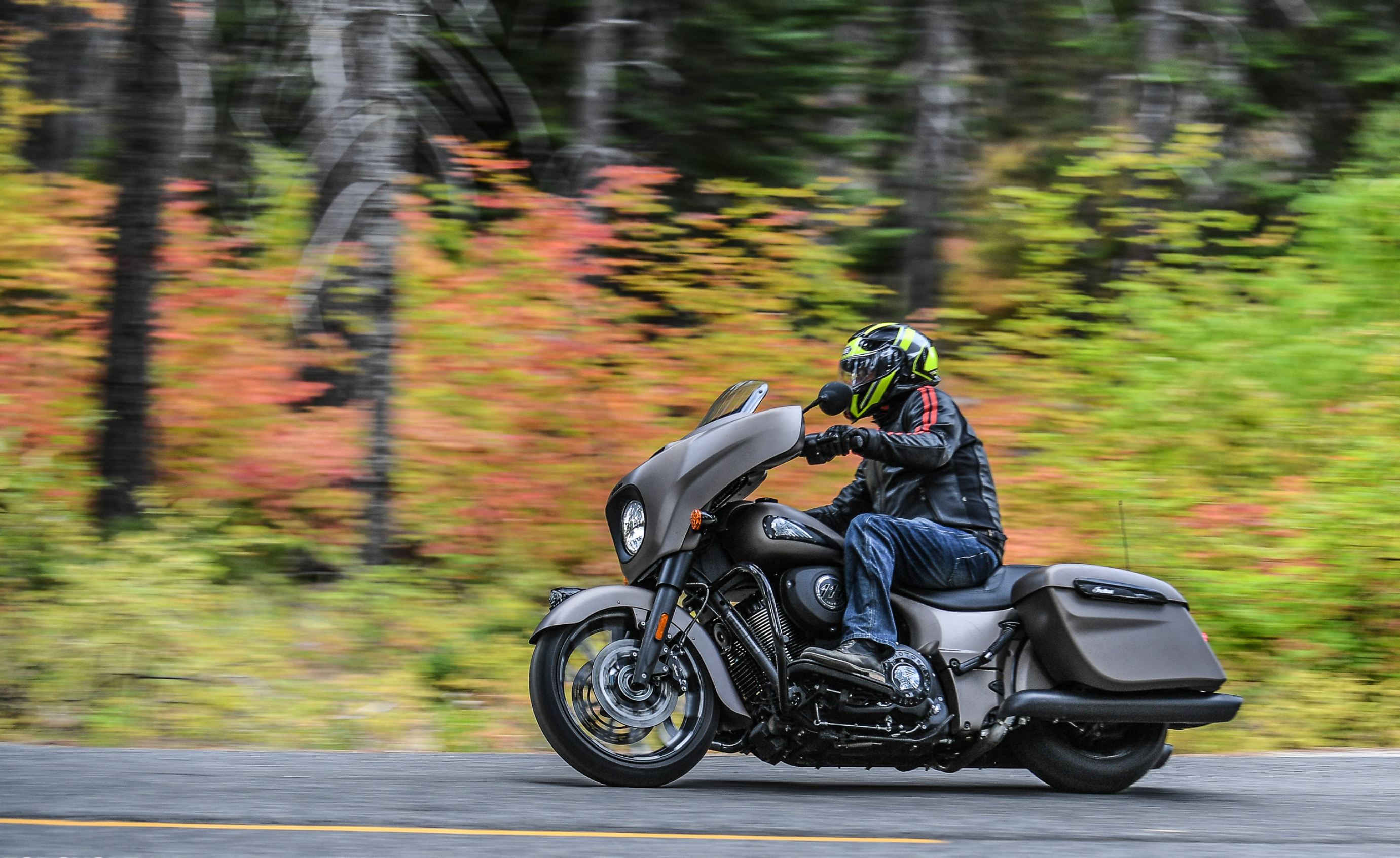 Indian Chieftain Dark Horse (Auto), 2019 fearless edition, Classic cruiser, Dark and powerful, 2770x1700 HD Desktop