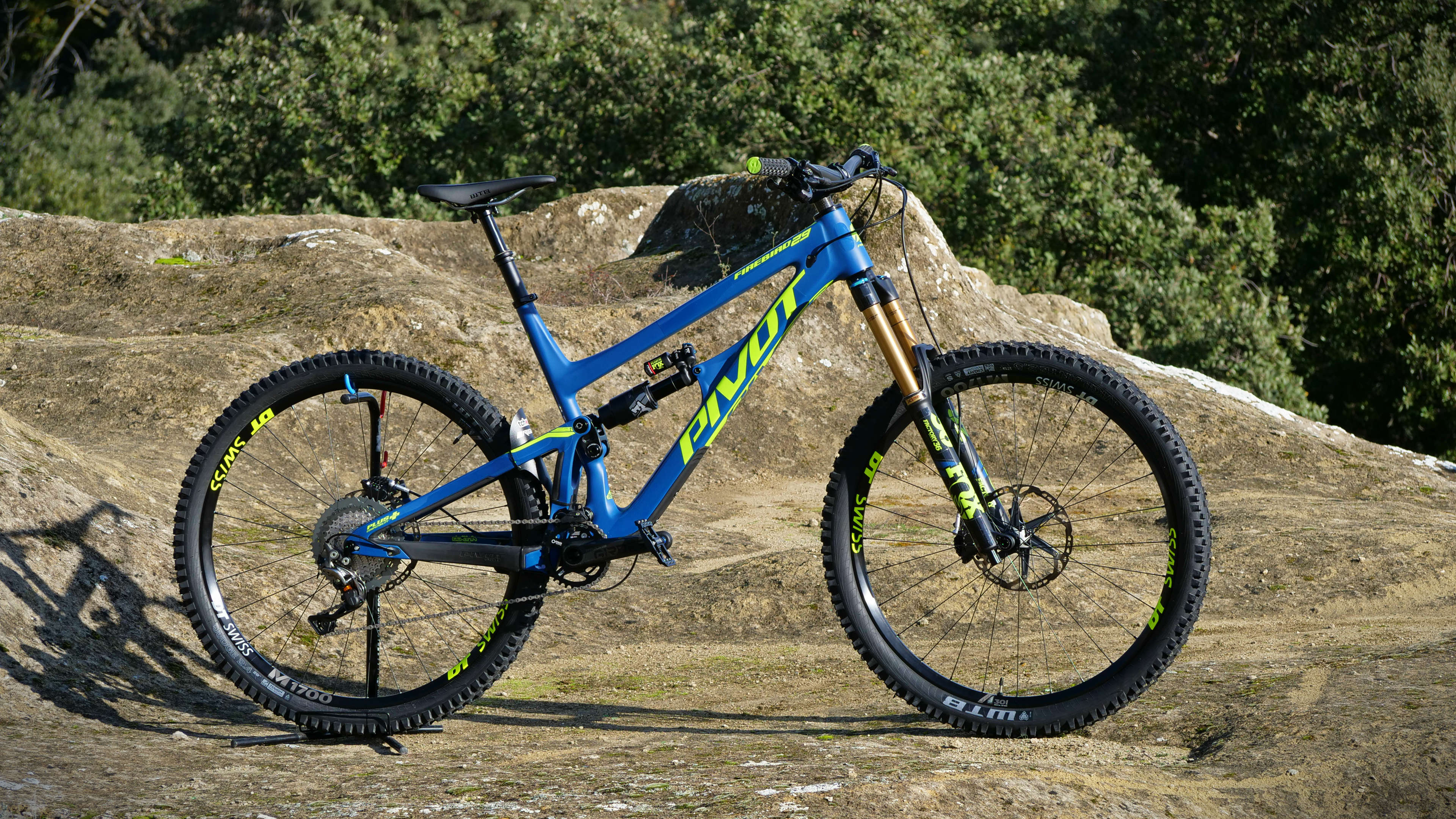 Pivot Cycles, Firebird 29, XL, 3840x2160 4K Desktop