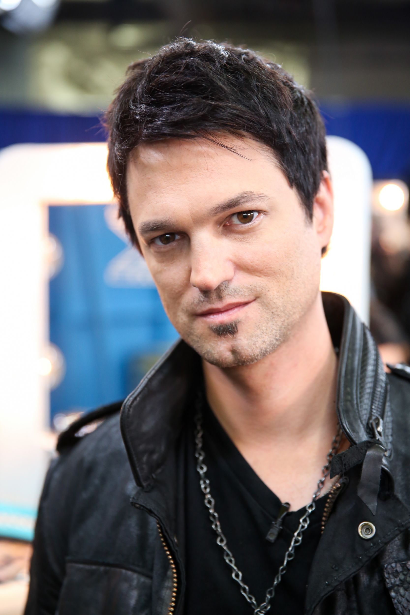 Jeff Gutt, Evolution Music Mix, The Ellen Show, 1670x2500 HD Phone