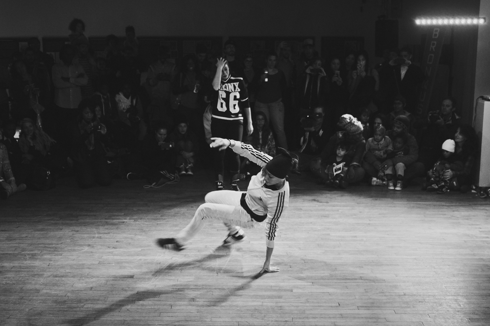 Breakdancing revival, B-girl movement, Bronx Museum, Bronx narratives, 2060x1380 HD Desktop