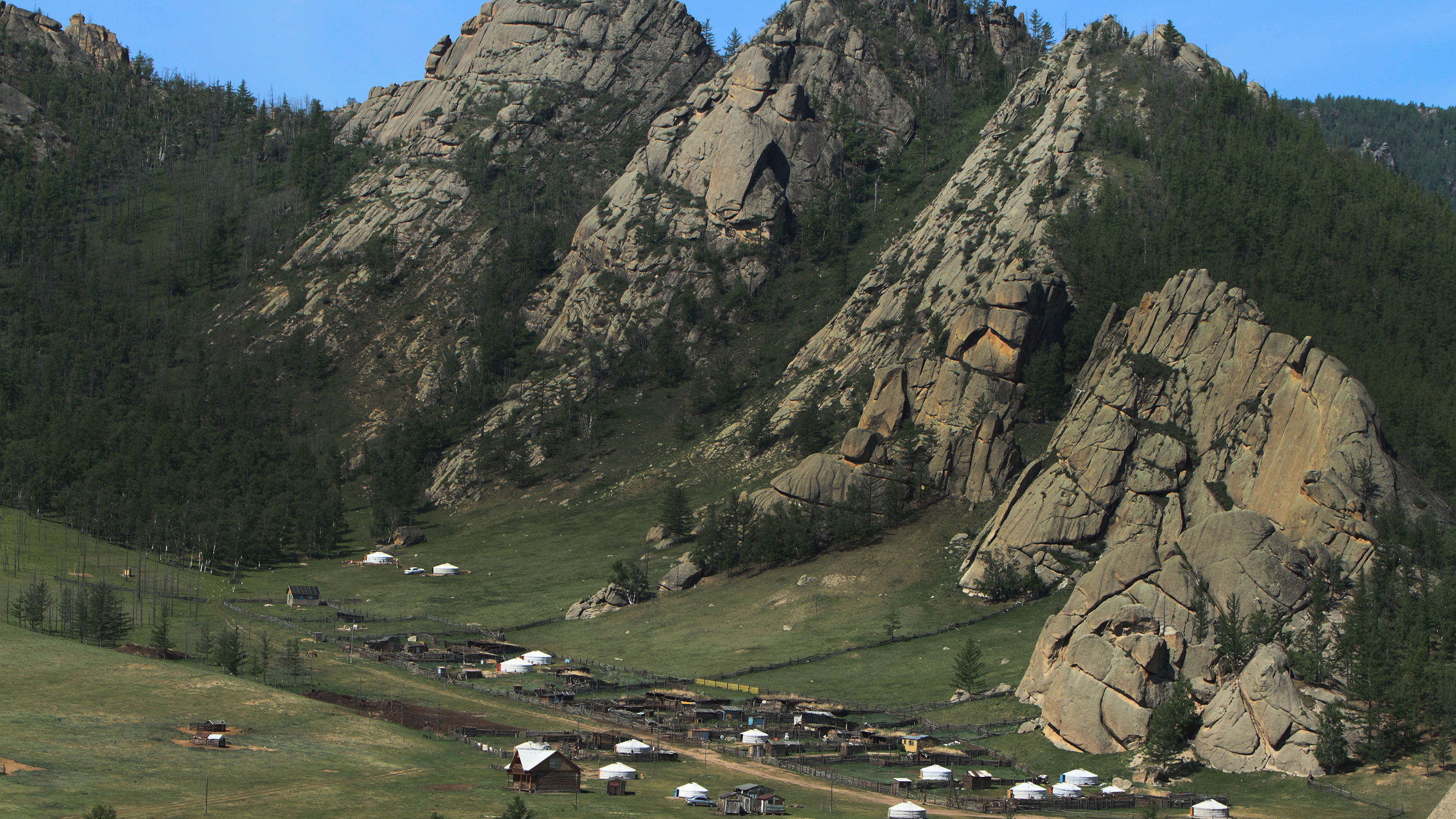 Gorkhi-Terelj National Park, Mongolia Wallpaper, 2740x1540 HD Desktop